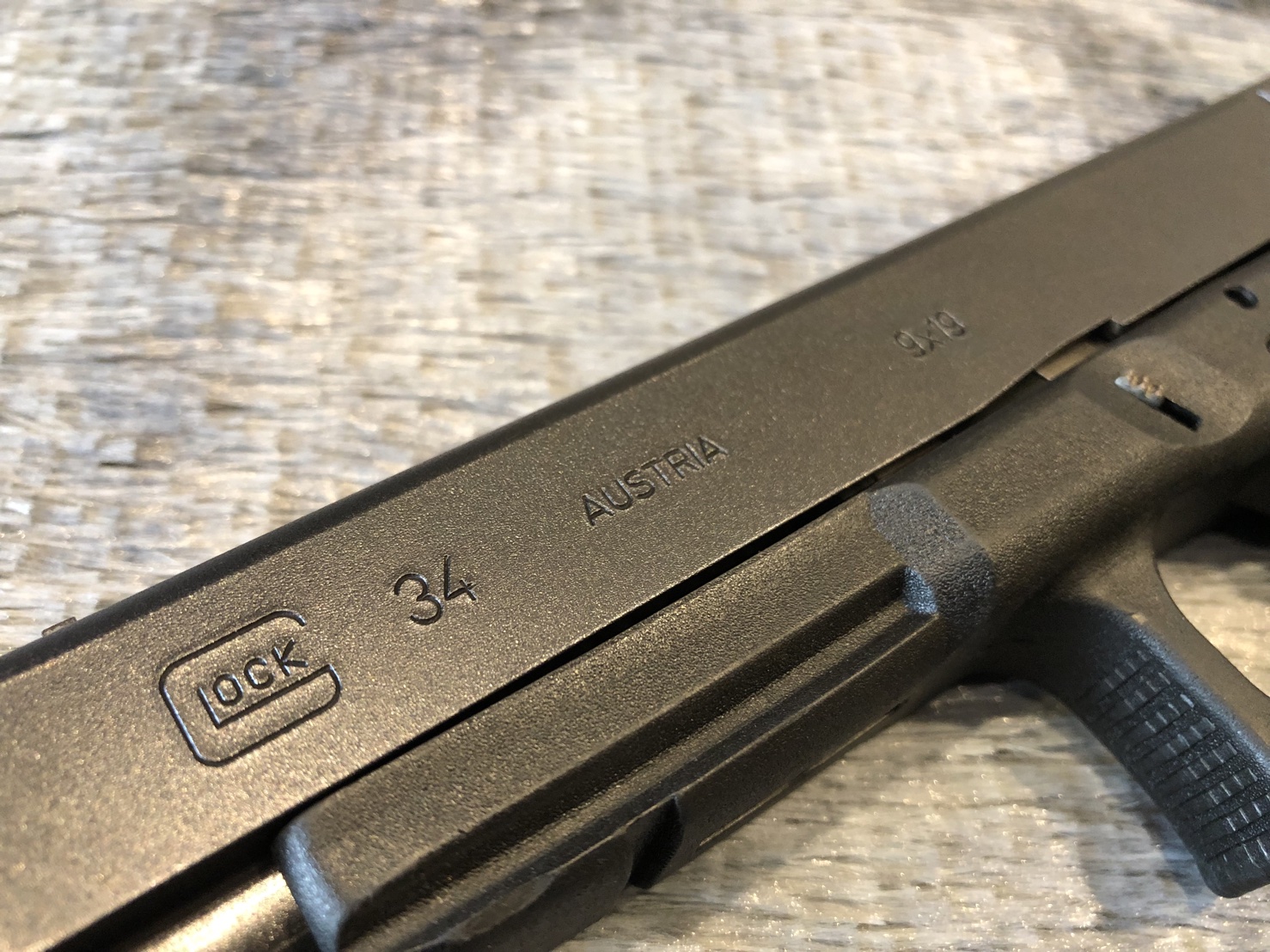 [ปืนฝากขายมือสอง] Glock 34 Gen3 ขนาด9 ลำยาวๆ เน้นใช้งาน เหมาะกับการแข่งขัน หรือสันทนาการเป็นอย่างยิ่ง ยิงสนุก ไกดีมากนุ่มๆลื่นๆ