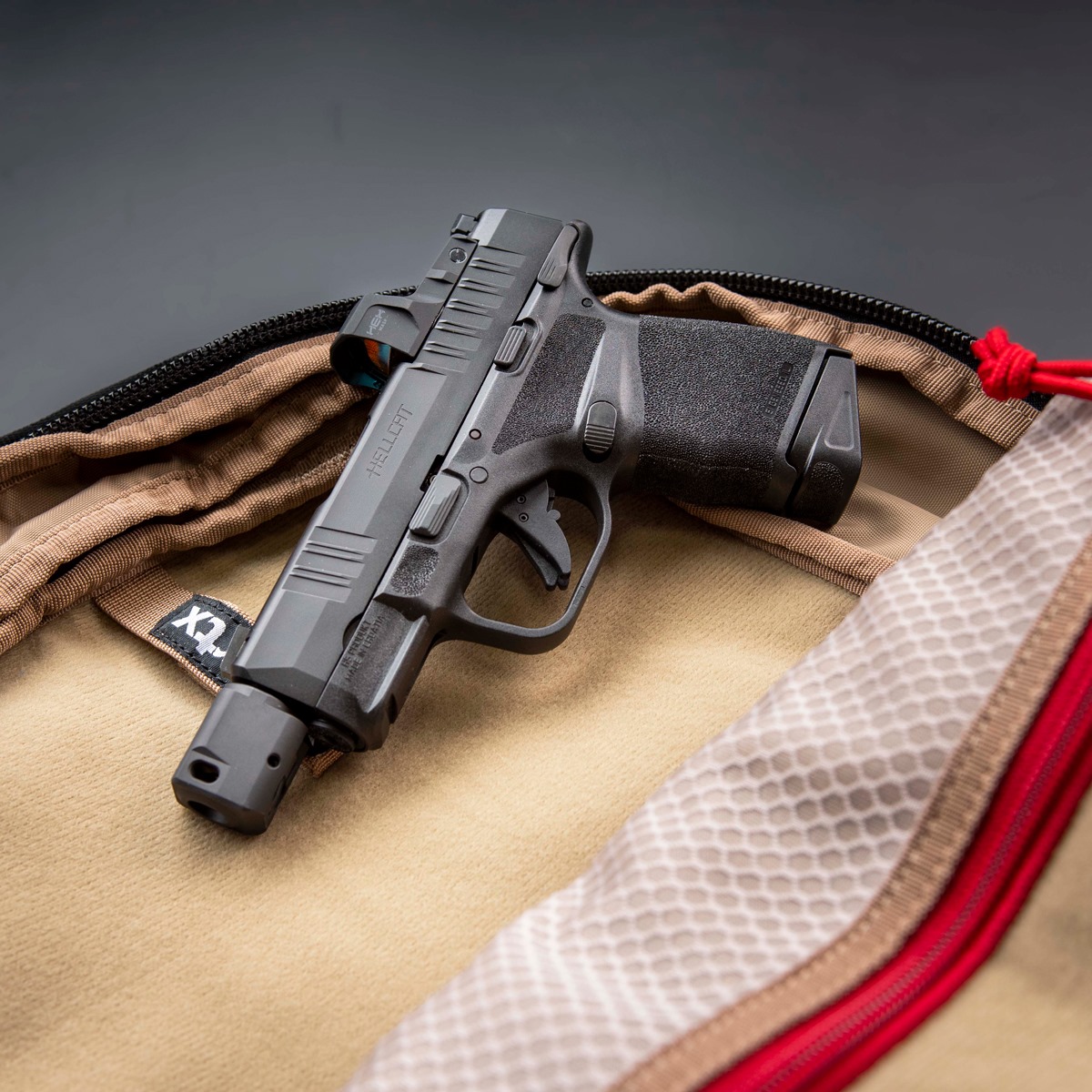 Hellcat 9mm subcompac ปลายเกลียว OR (ปืนสวัสดิการครับ จะสั่งซื้อรบกวนติดต่อร้าน ห้ามกดเล่น)