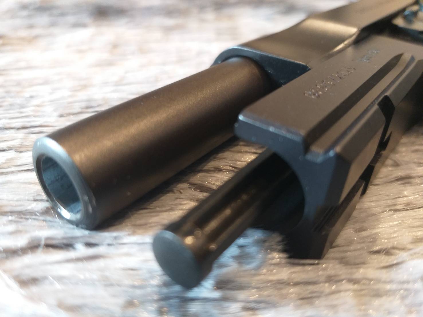 [ปืนฝากขายมือสอง] Beretta M9A1 สภาพดีสวยๆ ดำดุเดิมๆ เจ้าของดูแลดี น้ำมันถึงดูแลถึง **รับประกันเช่นเดิมเอกสารและตัวปืน**