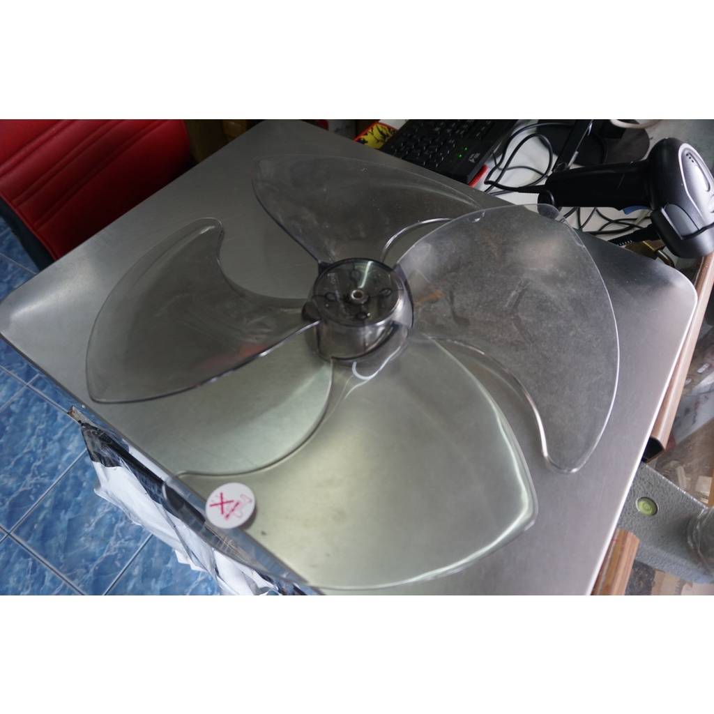 0000977 ใบพัดลม 16" ยี่ห้อ โตชิบา ใบพัดลม Toshiba 16 นิ้ว