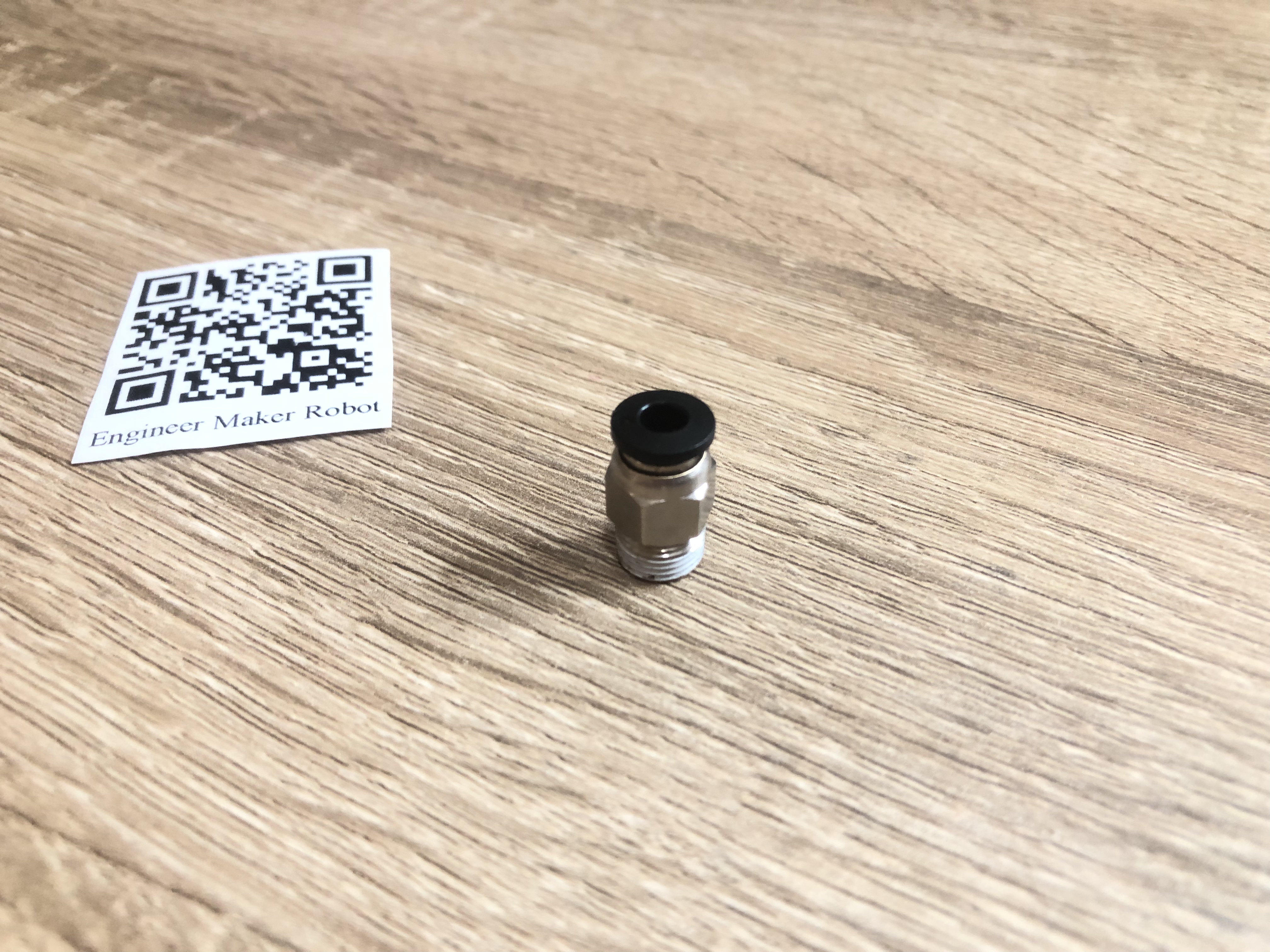 PC4-01 สี black pneumatic quick joint thread through tracheal 3d printer j-head hot head extruder feeding pipe