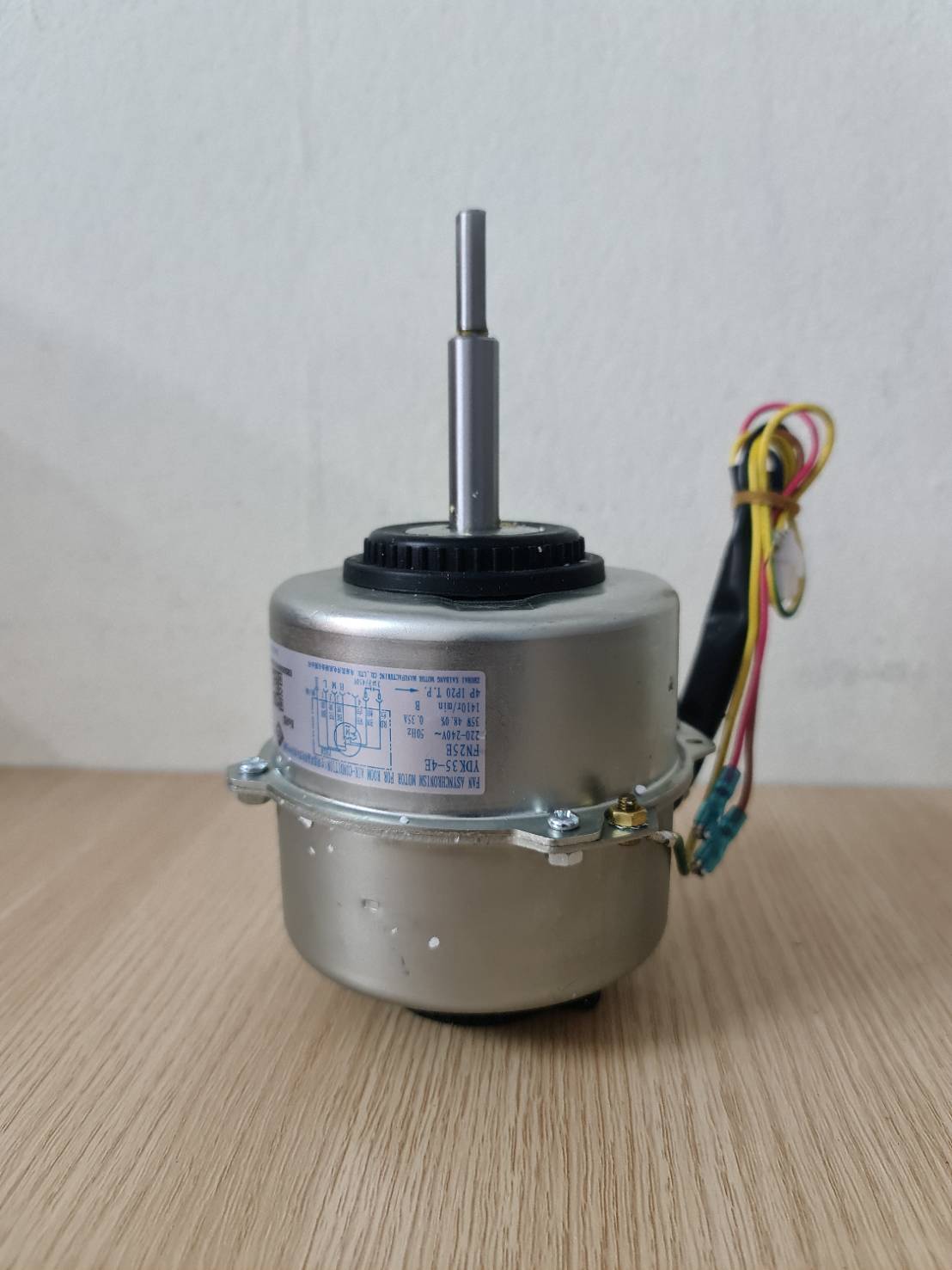 0000739 มอเตอร์ แคร์เรีย รุ่น CFW-IF-25 , CFW-21F-24 มอเตอร์แฟนคอยล์ มอเตอร์แคเรีย