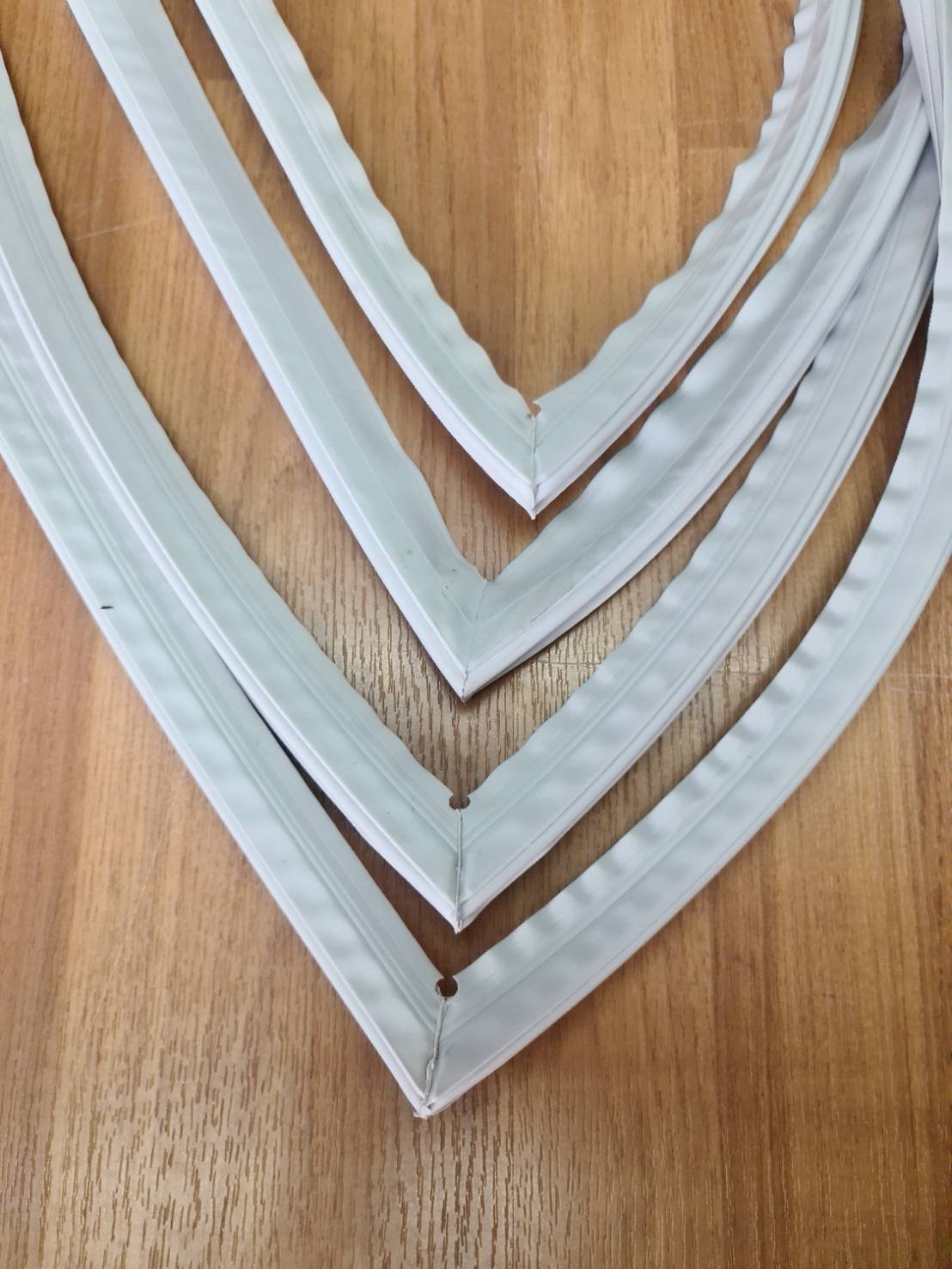 0000772 ขอบยาง ประตู ตู้เย็น ฮิตาชิ hitachi รุ่น R-260WPX (ขอบล่าง) ยางขอบประตูตู้เย็น ขอบยางประตู ตู้เย็น 2 ประตู