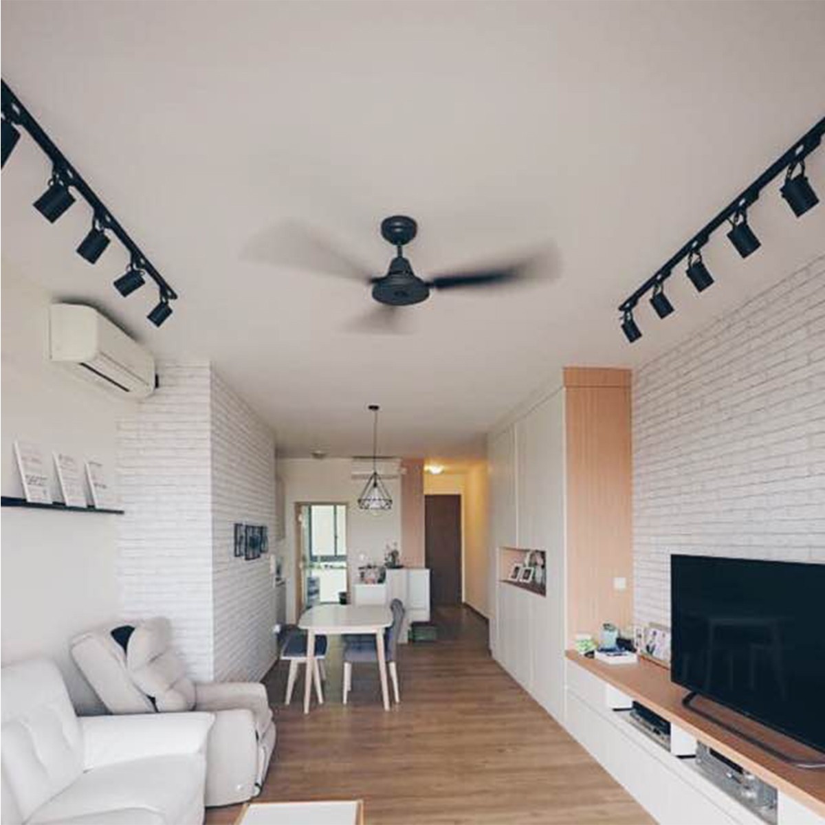 โคมไฟแทรคไลท์ (โคมสีดำ) IWC-LED-TRACKLIGHT-BL-30W