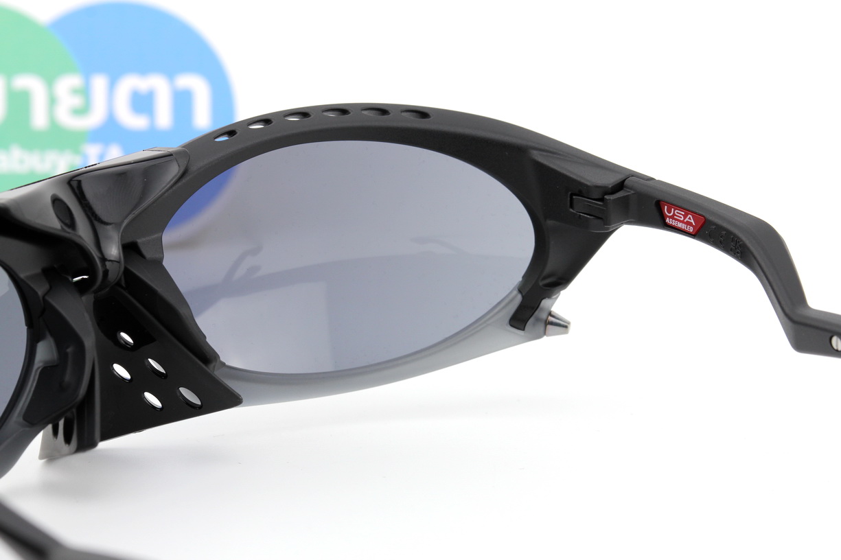 Oakley PLANTARIS Matte Black / Prizm Grey SKU#OO9437-01