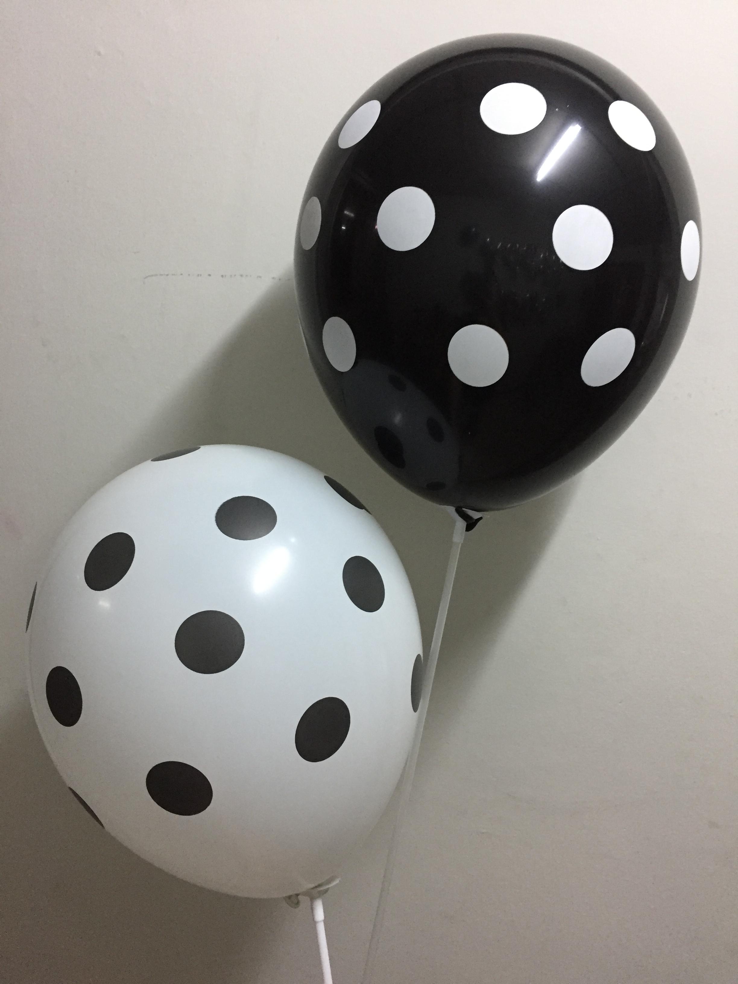 ลูกโป่งลายจุด12 นิ้ว - 50ใบต่อแพ็ค