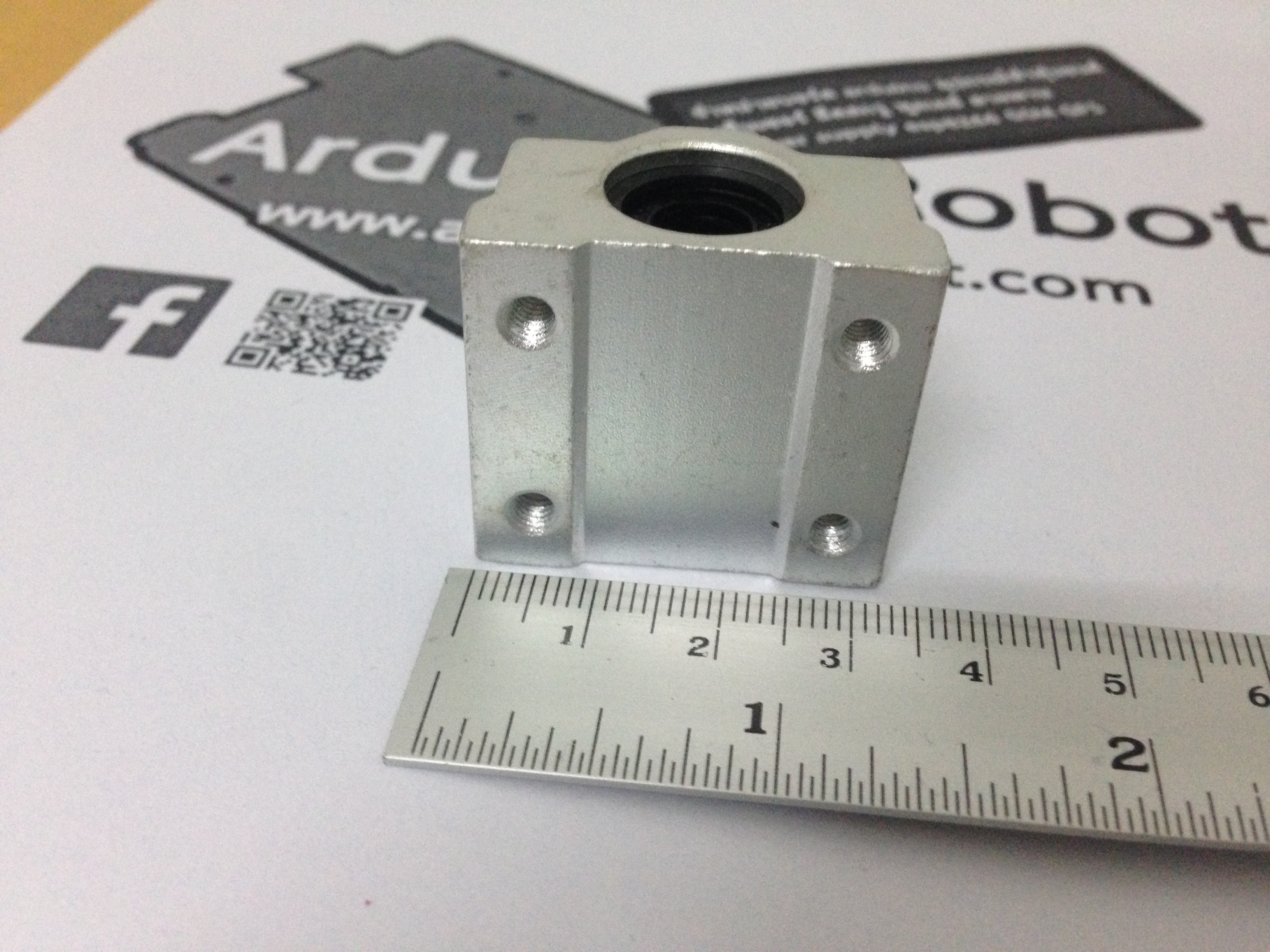 Linear bearing slider 8mm (SCS8UU) สำหรับOptical axis แกน 8mm