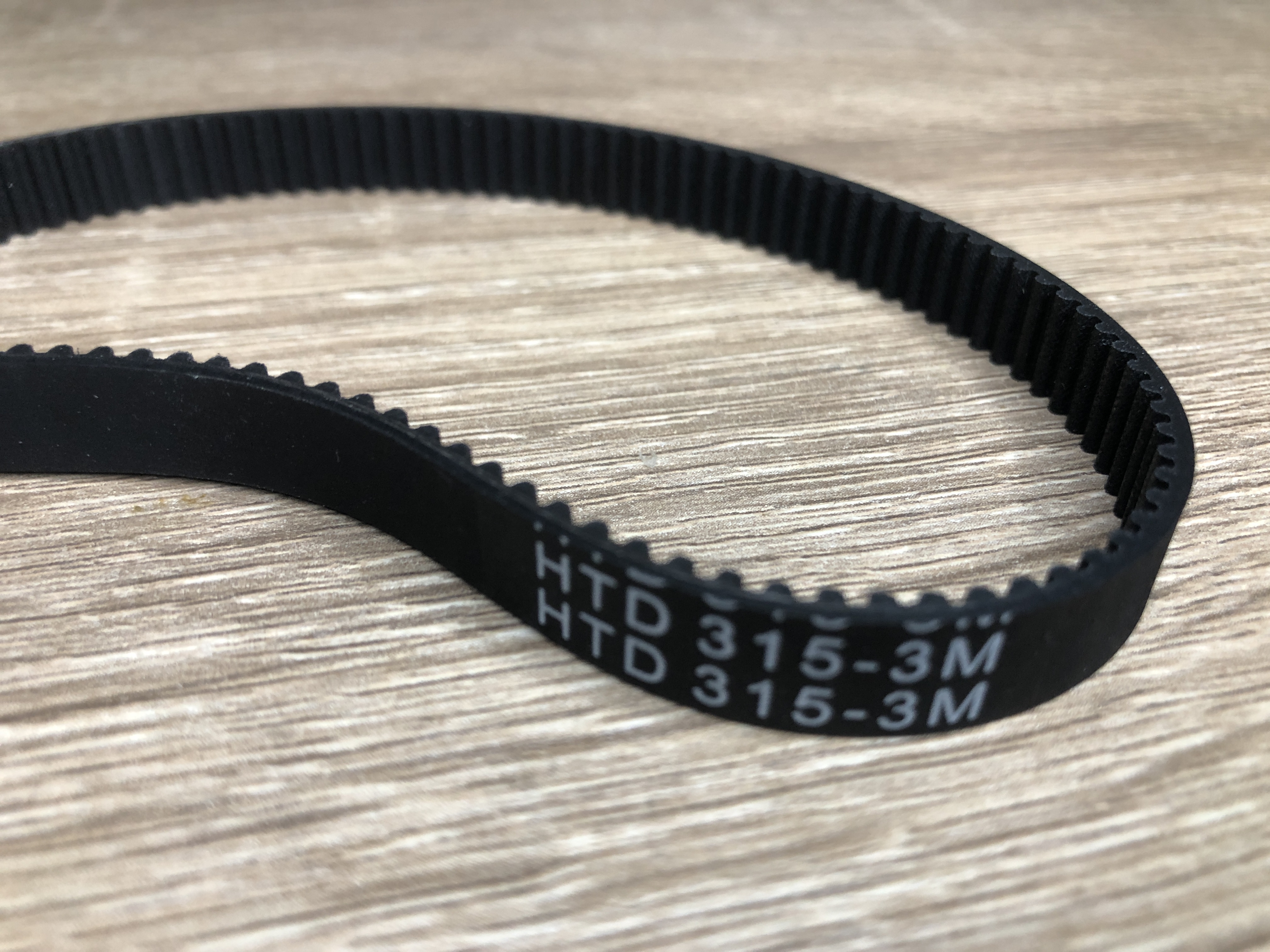 HTD 3M Timing belt วงปิด ความยาวเส้นรอบวง 315 mm (315-3M-10) สำหรับสายพานกว้าง 10 mm