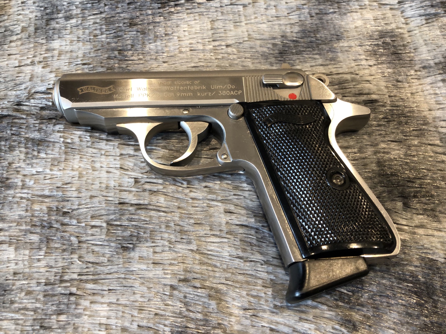 [ปืนฝากขายมือสอง] Walther PPK/S .380 สภาพดี สวยงาม เล็กเท่าฝ่ามือ ปืนประจำกายของพระเอกในหนังเรื่อง 007 เจมส์บอนด์