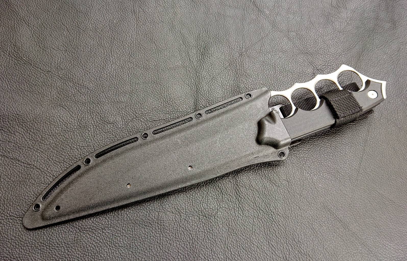 มีดใบตาย สนับมือ UA1 ใบสแตนเลส Full tang ด้ามพลาสติกเข้ารูปมือ ซองพลาสติกอย่างดี งานตัวนี้ คุ้มเกินบรรยาย