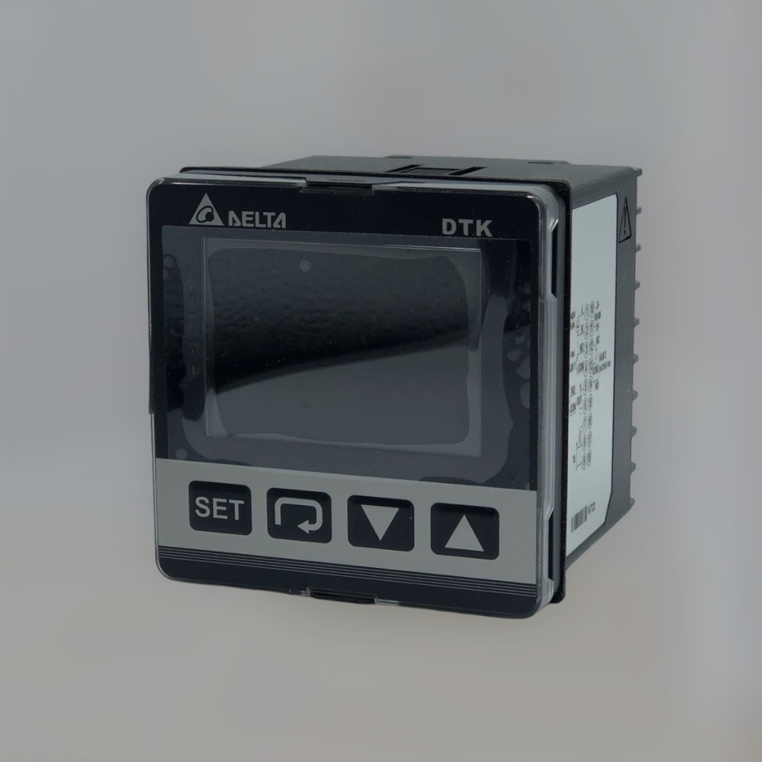 Delta Temperature Controller DTK7272C12 (DC current 4 ~ 20 mA)
