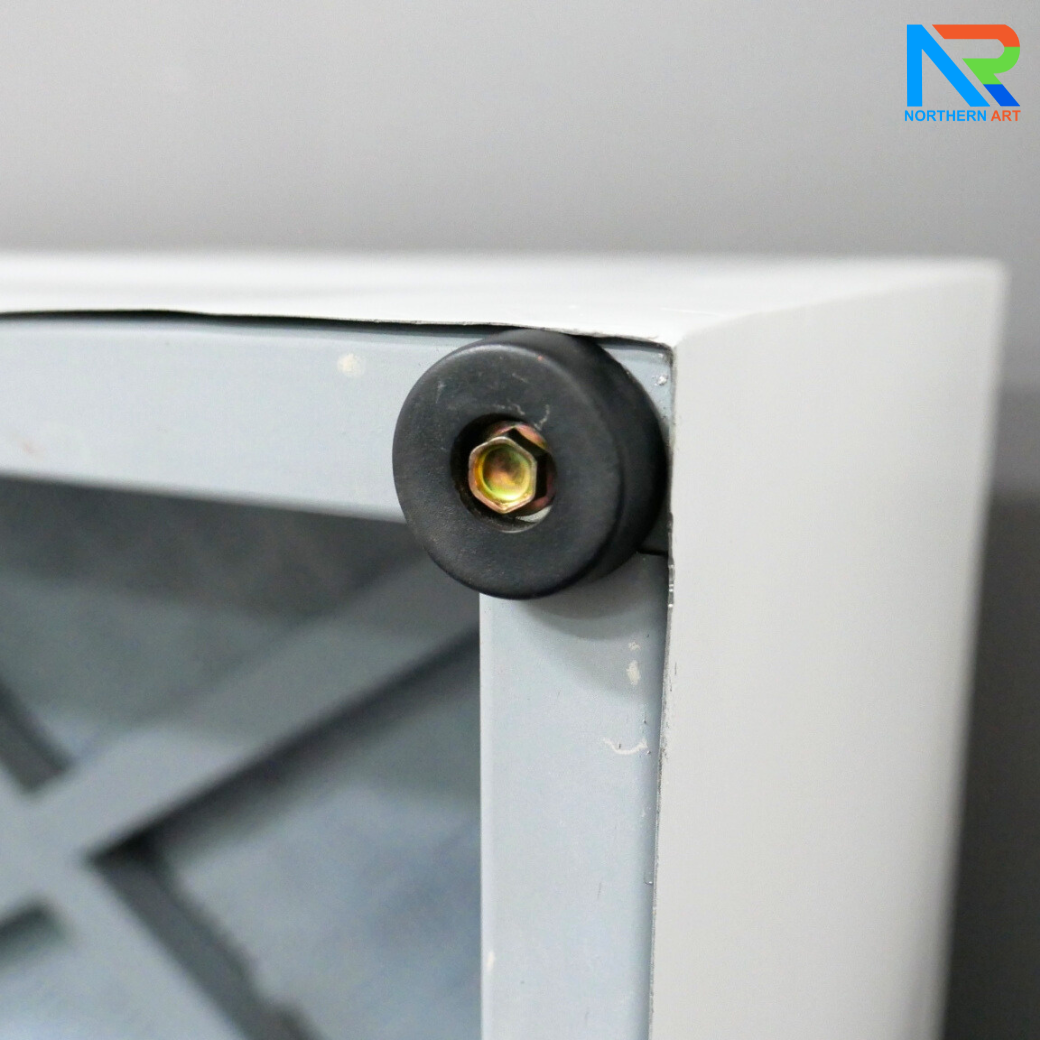 แท่นยืนรับรางวัล 1-2-3 ขนาด (W)210 x (D)50 x (H)50 cm. โครงเหล็ก ทำสีขาว พร้อมตัวเลข 1-2-3 (สั่งทำสีตามความต้องการได้)