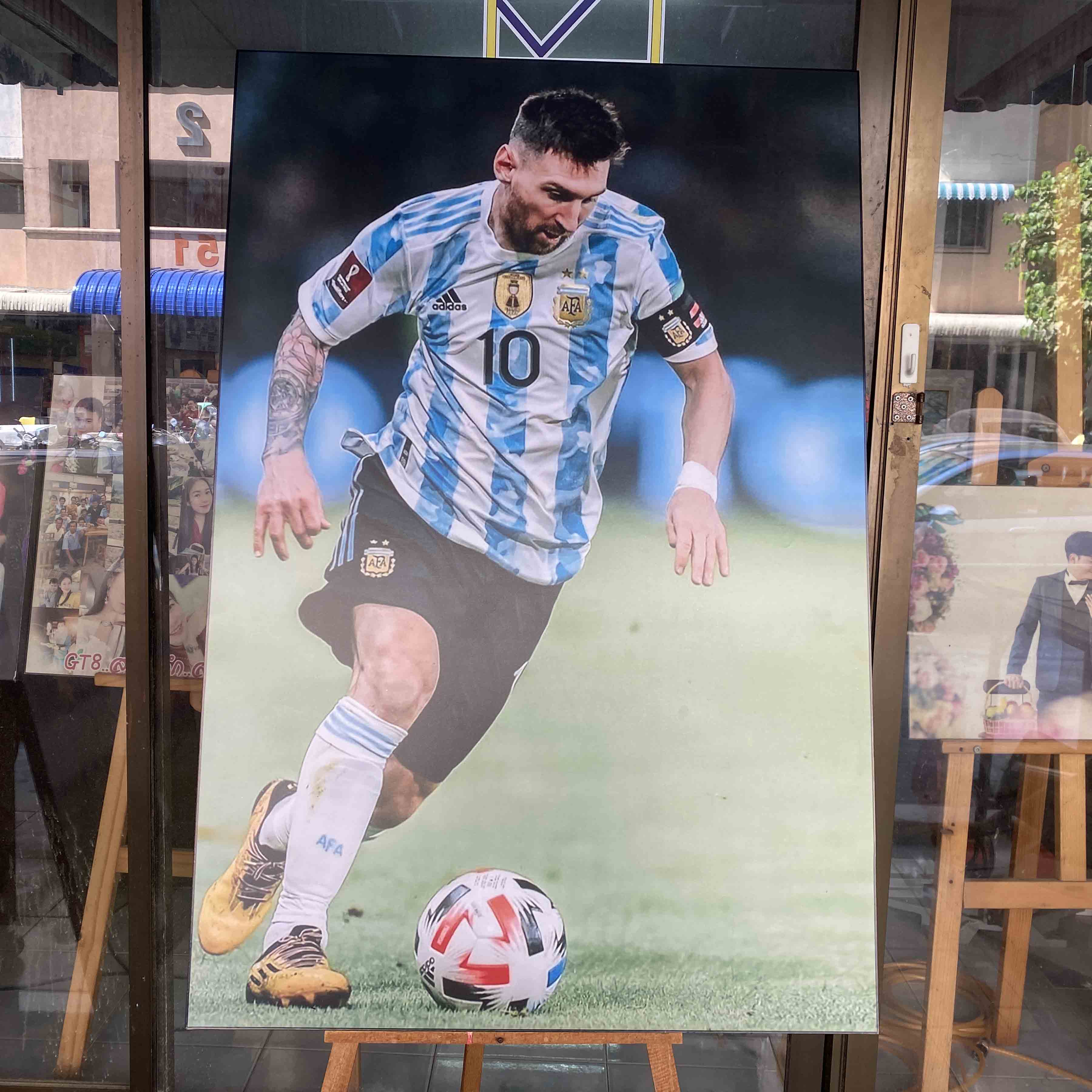 กรอบรูปลอยเคลือบฟิล์มลามิเนต ขนาด30x40นิ้ว