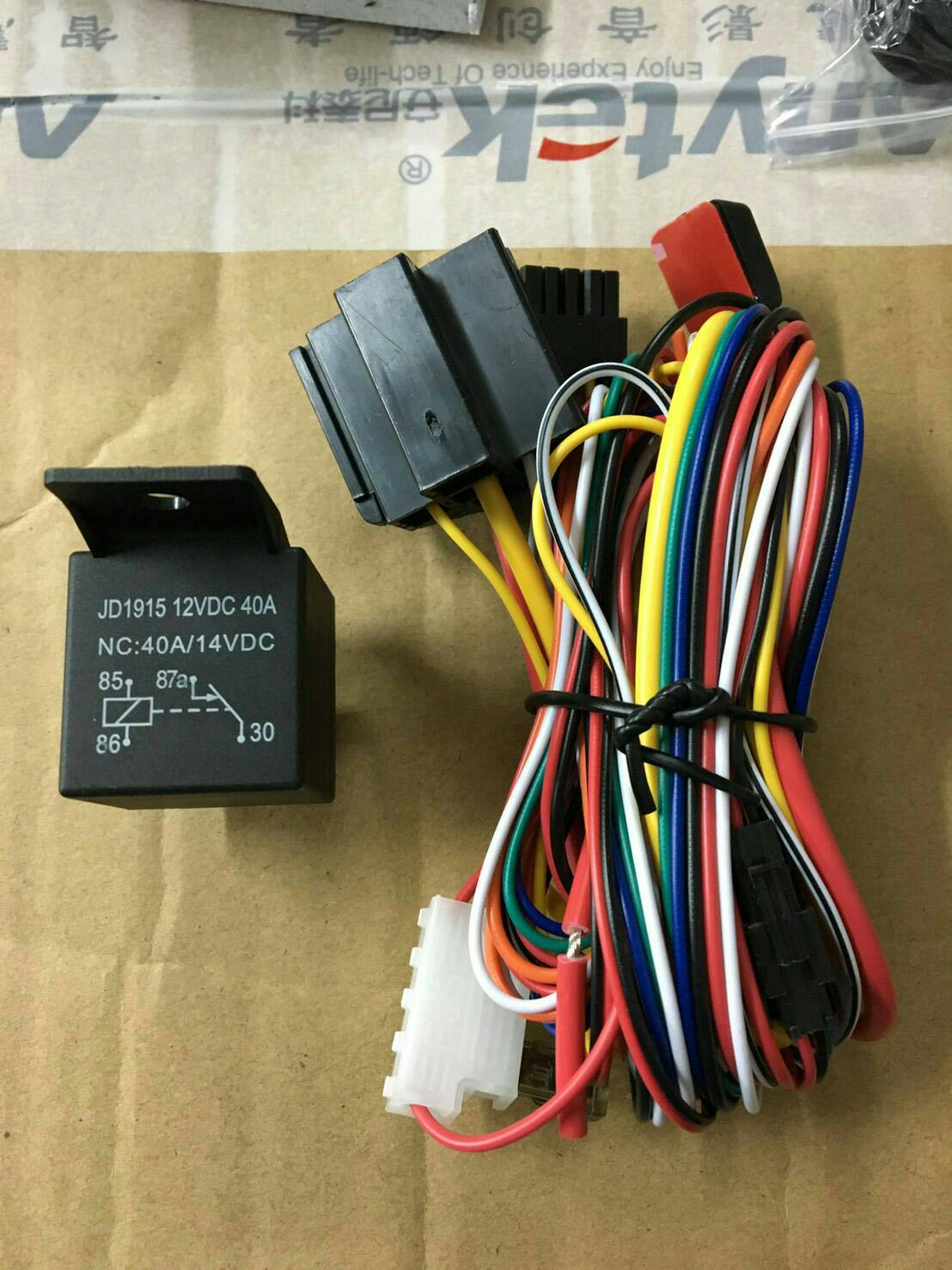 GPS Tracker จีพีเอส ติดตามรถยนต์ สั่งดับเครื่อง ตัดน้ำมัน ดักฟัง GPS Tracker TK103
