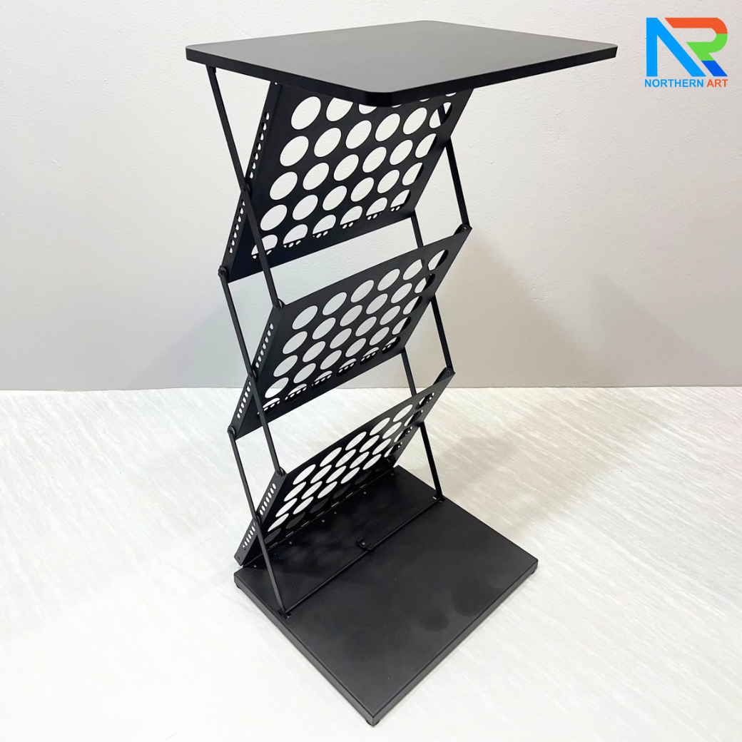 ชั้นวางโบรชัวร์เหล็กพร้อมTOPไม้สีดำ พับเก็บได้ ช่องใส่โบชัวร์ ขนาด A3 มี 3 ช่อง