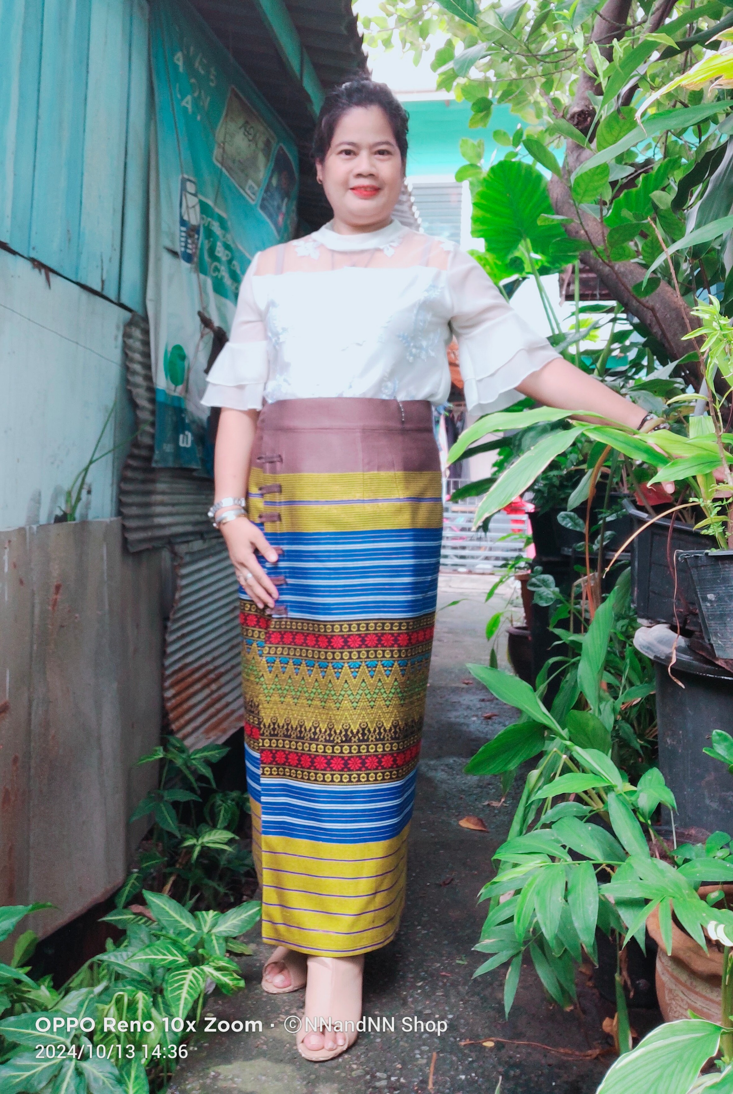 ผ้าถุงทอลายทั้งผืน