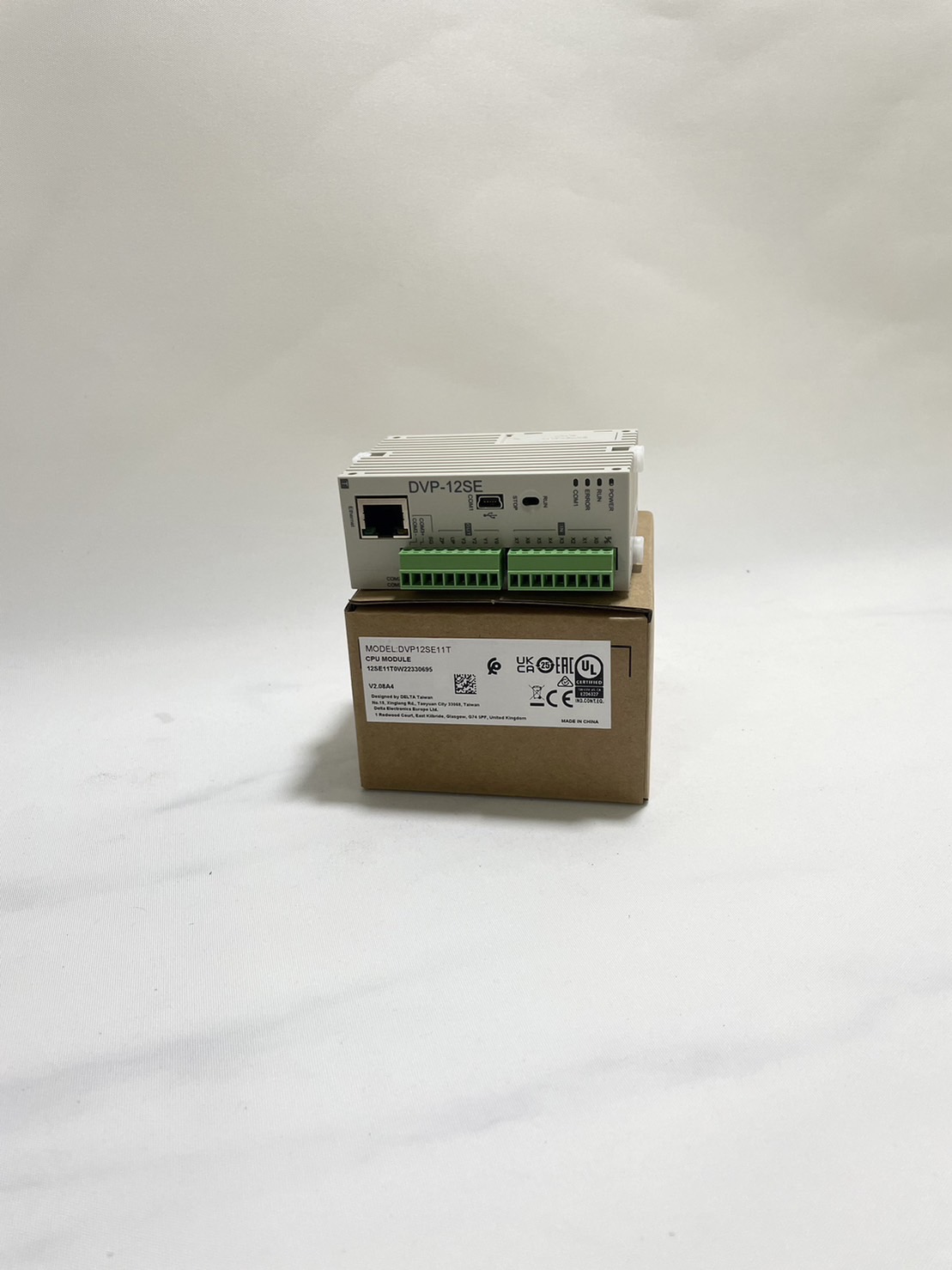 Delta PLC DVP12SE11T 8I/4O ,Ethernet 24V (Transistor)