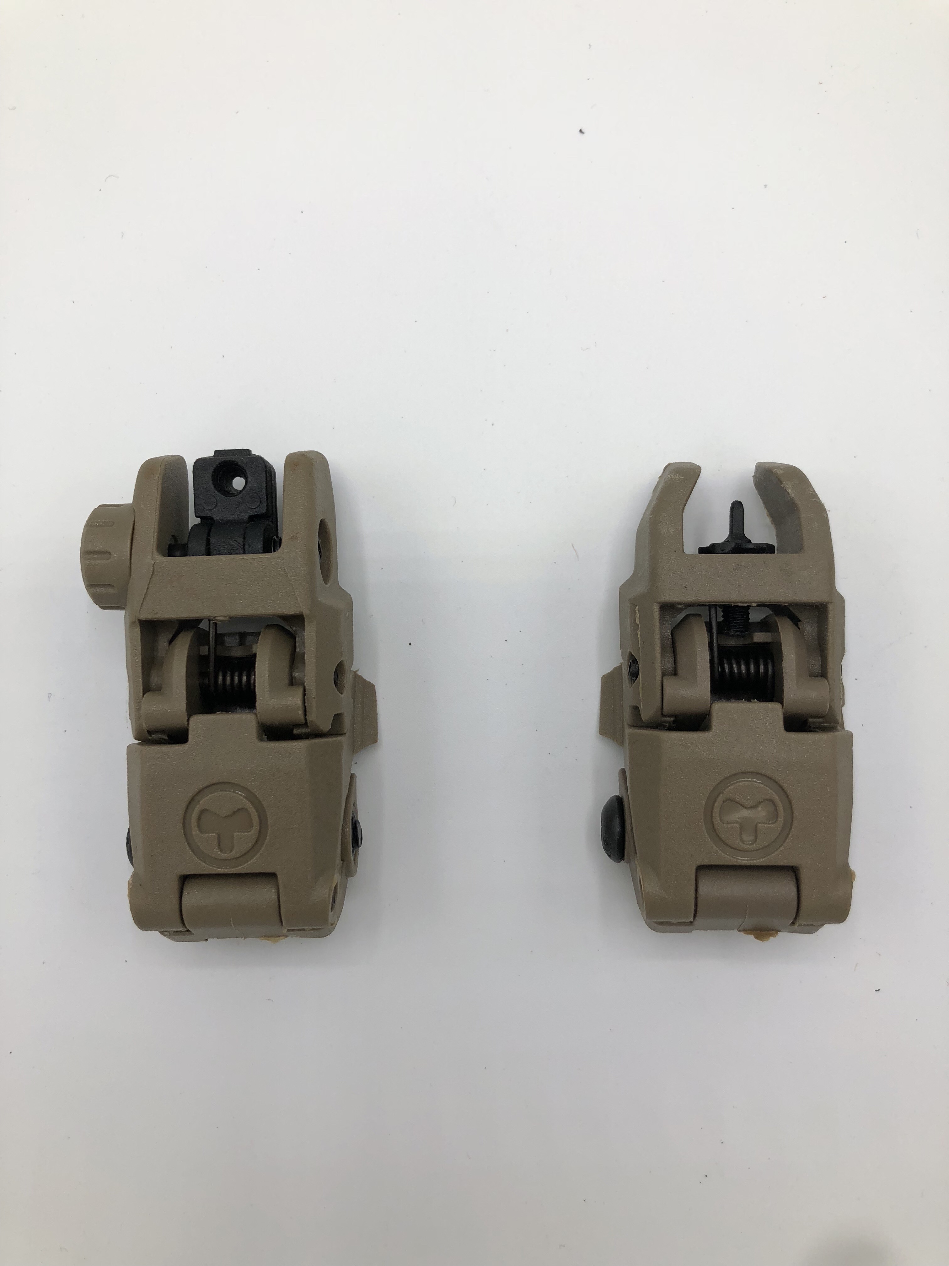 ศูนย์หน้า-หลังพับได้แบบพลาสติก ทรงMagpul รุ่น MBUS