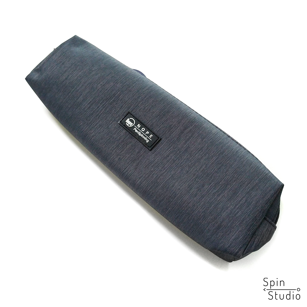 กระเป๋าเก็บปากกาควง Mr.Nope