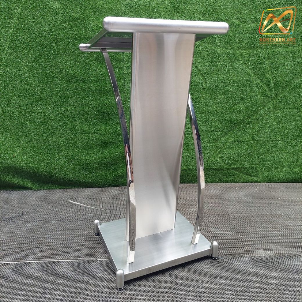 โพเดียมสแตนเลส แฮร์ไลน์ ST-01 ขนาด TOP (W)57 x (L)49 สูง (H)116 ซม. ตกแต่งสแตนเลสโค้งด้านข้าง เกรด304 แข็งแรงทนทาน