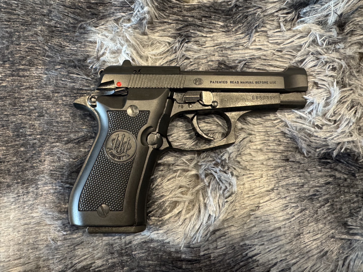 [ปืนฝากขายมือสอง] Beretta 84 cheetah .380 คัดสภาพสวยสุดซอย เกลี่ยวคมกริ้ป นอนกล่องล้วนๆน่ารัก เล็กๆฝ่ามือ **เอกสาร ตัวปืน รับประกันเช่นเดิม**