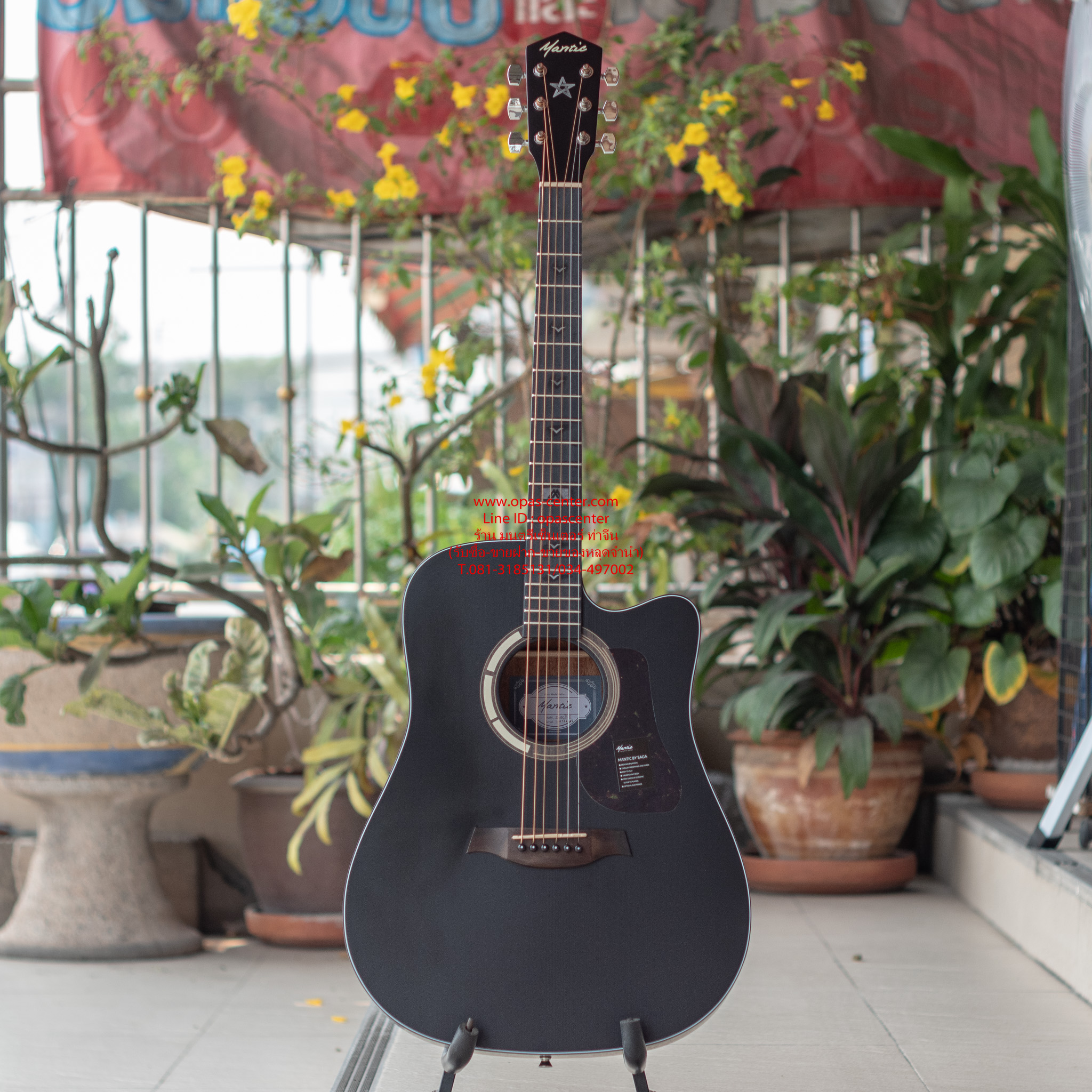 กีต้าร์โปร่งคอเว้าทรงเดรทน็อต Mantic รุ่น GT-1DC-BK สีดำ ขัดด้าน สวยมาก ของใหม่