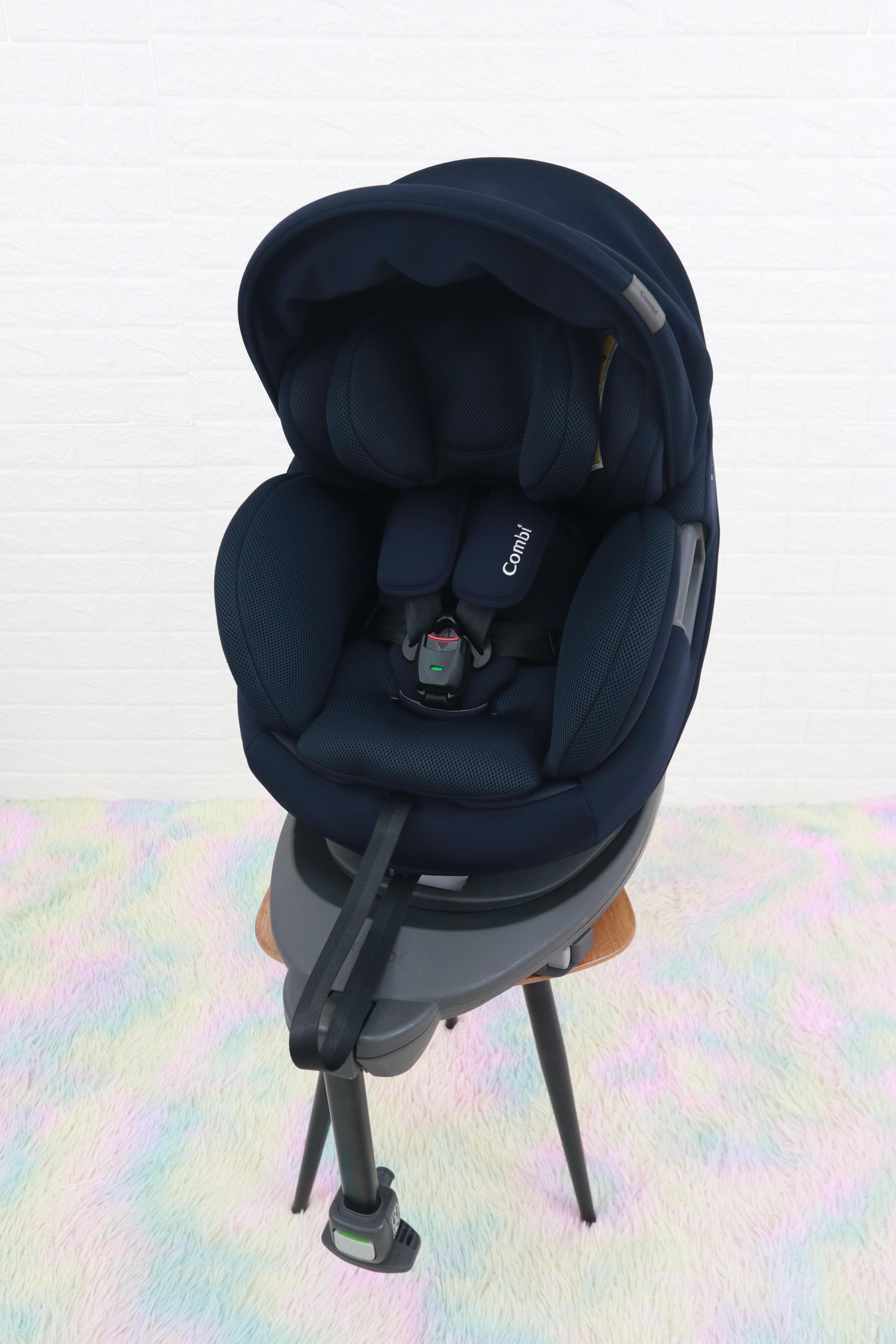 คาร์ซีทมือสอง Combi White Label THE S ISOFIX Egg Shock ZD Navy (NB)
