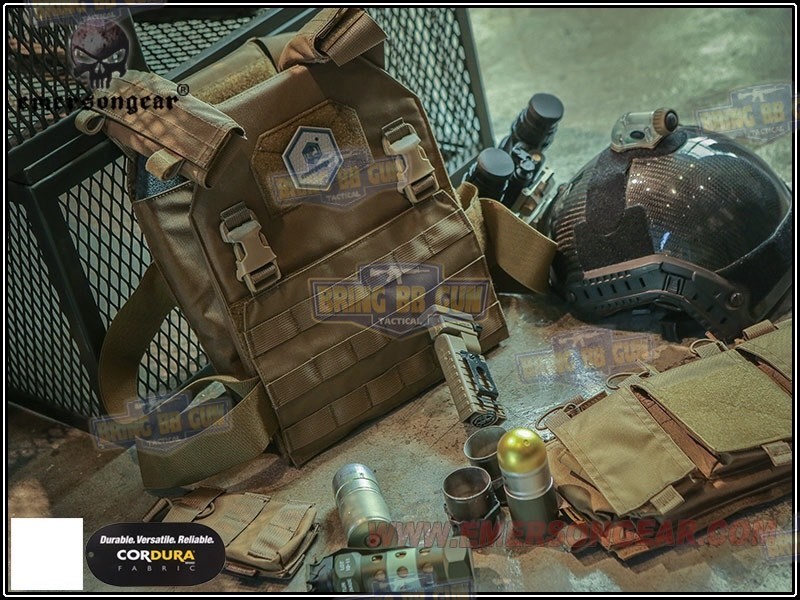 เสื้อเวส รุ่น APC ยี่ห้อ Emerson (Emerson Gear APC Tactical Vest)