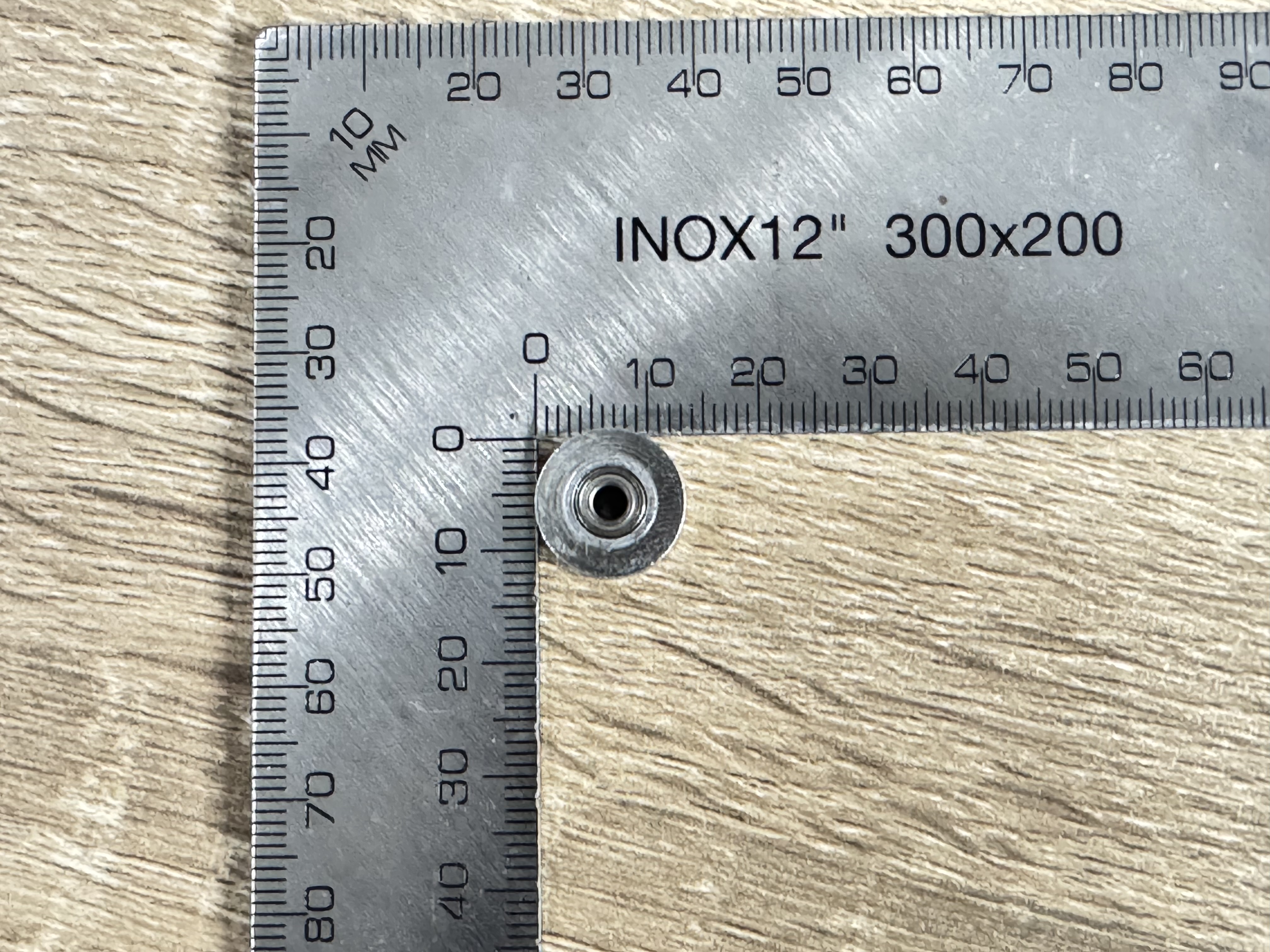 2GT Timing Pulley ขนาด 16 ฟัน สำหรับสายพานกว้าง 6mm แบบมีลูกปืนด้านในหมุนอิสระ สำหรับแกน 3mm