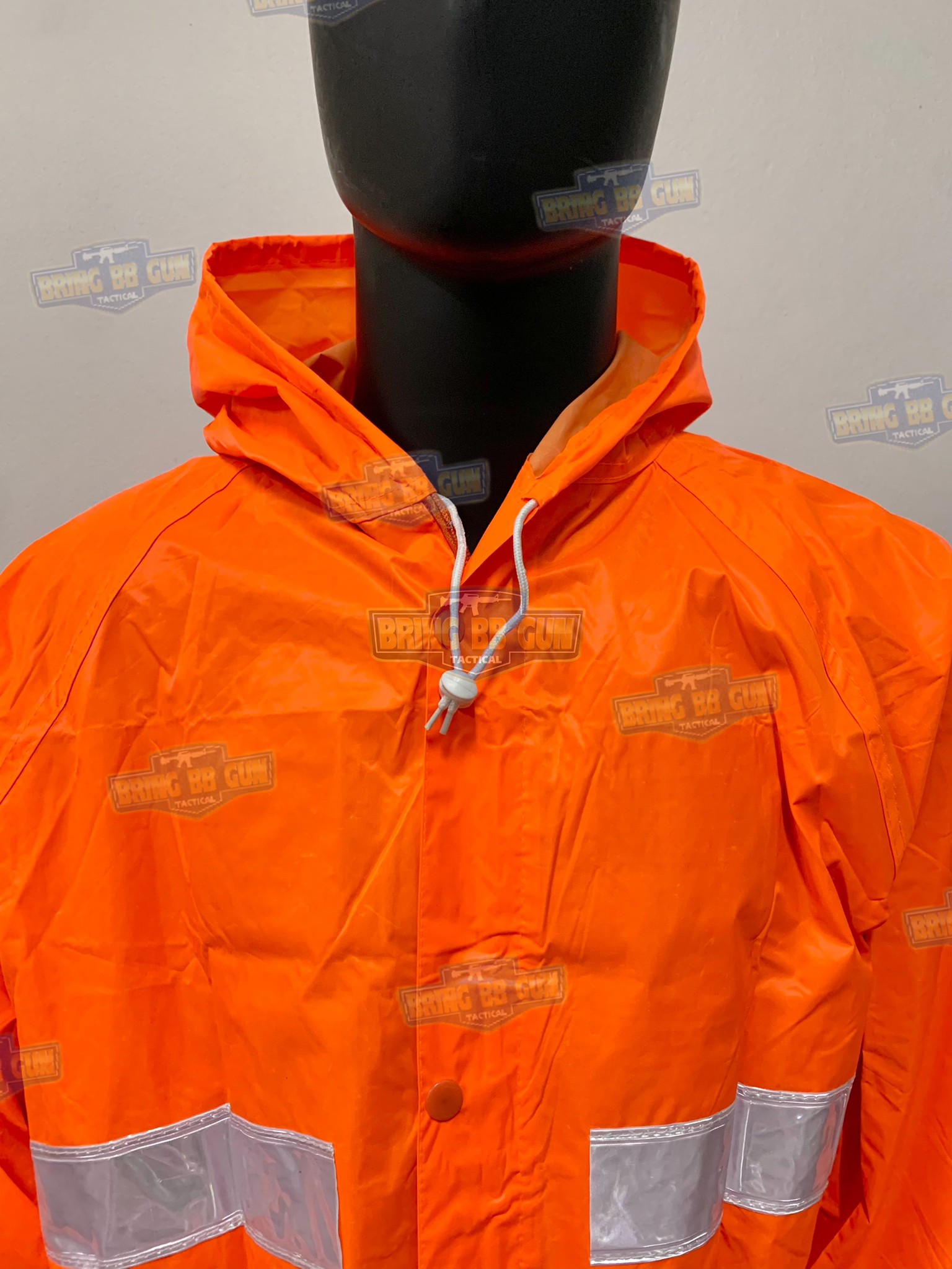 เสื้อโค้ดกันฝน Police (เสื้อโค้ดกันในตำรวจ) (Raincoat) (มีแถบสะท้อนแสงด้านหลัง) (ชุดกันฝน) (เสื้อคลุม) (เสื้อกันฝน) (เสื้อกันฝนรถจักรยานยนต์) (งานจราจร) (สายตรวจ) (กันฝน) (หน้าฝน) (เดินป่า) (ขี่มอเตอร์ไซค์)