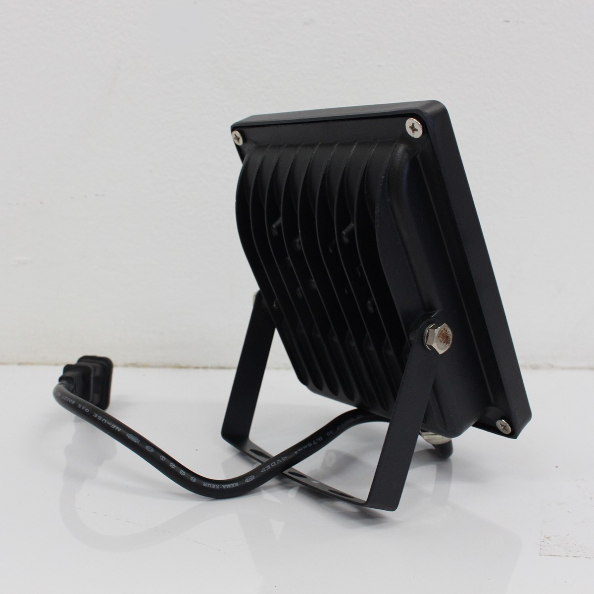 IWC-SPL-20W สปอร์ตไลท์ แสงขาวและแสงวอร์มไวท์