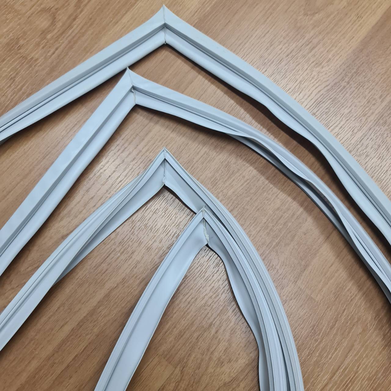 0000691 ขอบยาง ตู้เย็น (ขอบบน) ขอบยางตู้เย็น ซิงเกอร์ รุ่น NF-790H SL ตู้เย็น 2 ประตู