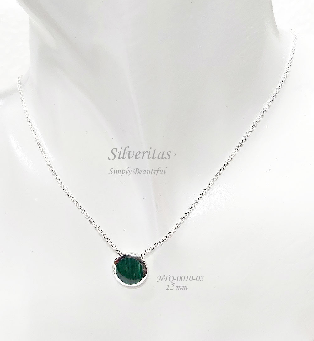 สร้อยคอเงินแท้925ประดับด้วยหินทรงกลมสีเขียว ขนาด12มม รหัส-NTQ-0010-03