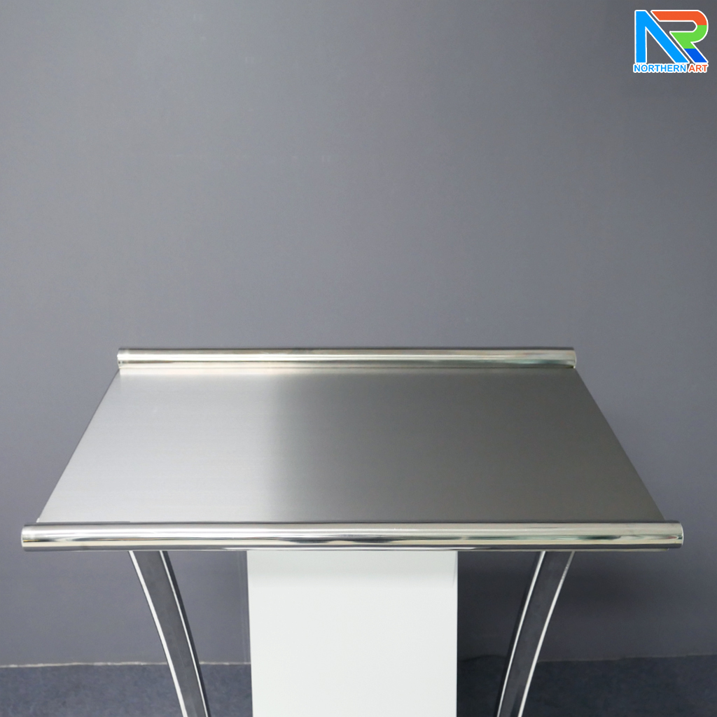 โพเดียมไม้ ยืนคู่ สีขาว ขนาด (W) 90x (L) 59 x (H) 120 cm.Topและฐาน หุ้มสแตนเลสเกรด304