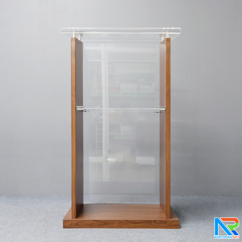 โพเดียมไม้ TOPอะคริลิคใส ปิดผิวลามิเนตลายไม้ สี WALNUT ขนาด (W)70 x (D)54 x (H)119 cm. พร้อมชั้นวางของอะคริลิคใส