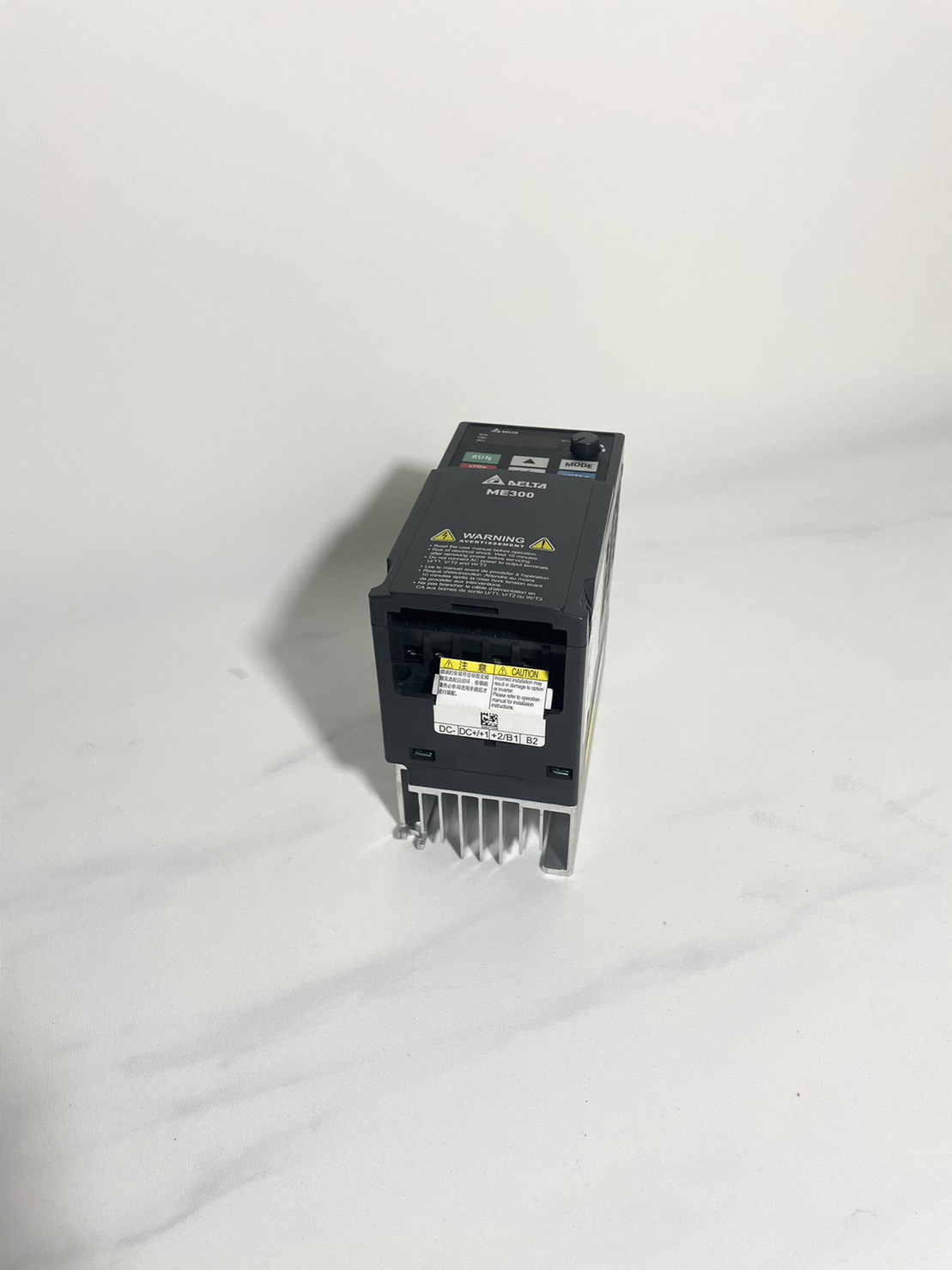 Delta Inverter ME300 VFD4A8ME21ANNAA 1HP 0.75kW Input 220V 1-Phase Output 220V 3-Phase