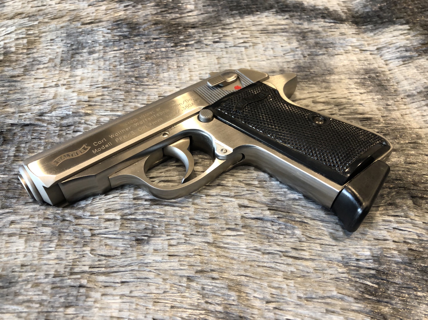 [ปืนฝากขายมือสอง] Walther PPK/S .380 สภาพดี สวยงาม เล็กเท่าฝ่ามือ ปืนประจำกายของพระเอกในหนังเรื่อง 007 เจมส์บอนด์