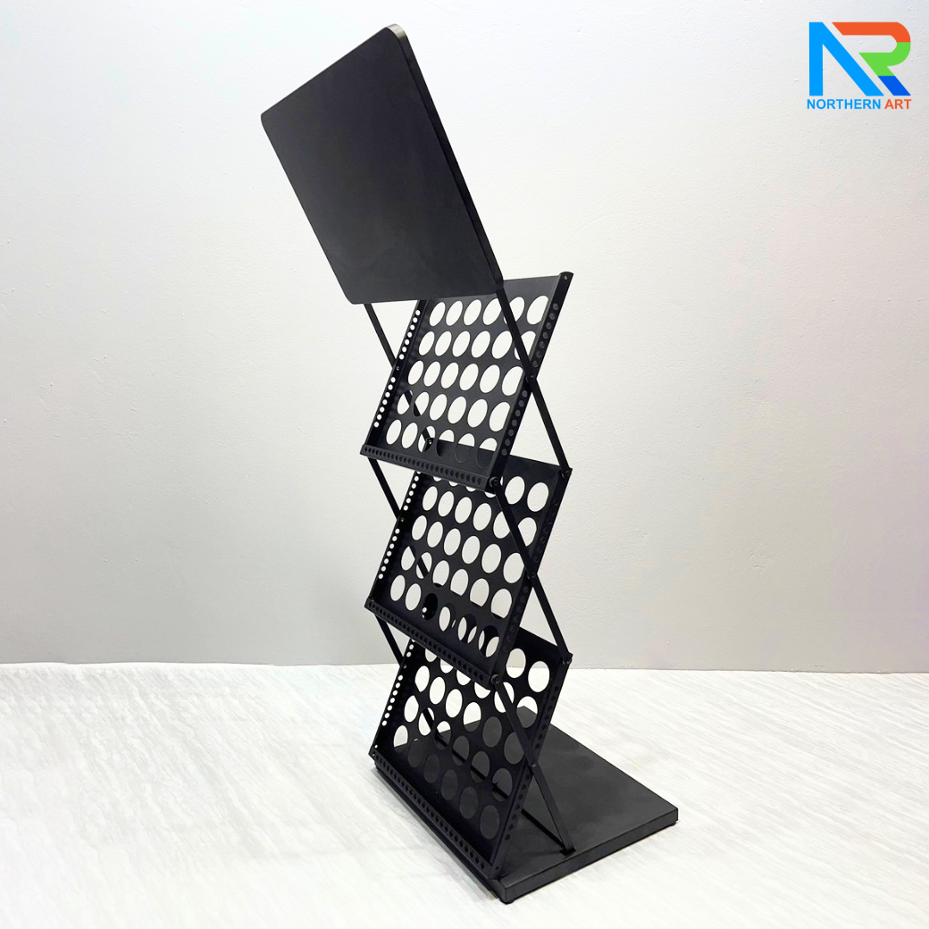 ชั้นวางโบรชัวร์เหล็กพร้อมTOPไม้สีดำ พับเก็บได้ ช่องใส่โบชัวร์ ขนาด A3 มี 3 ช่อง