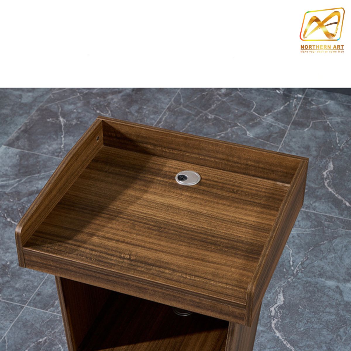 เช่าโพเดียมไม้ ลายไม้สีสัก ขนาด TOP (W)60 x (D)50 cm. สูง 109 cm. พร้อมชั้นวางของ