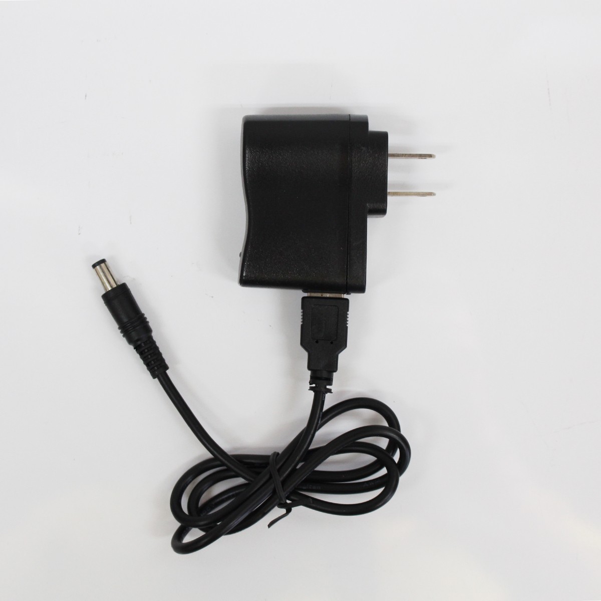 IWC-SPL-CHARGE-TGD-005-20W-WH+RED&BLUE ชาร์ตแบตได้ รุ่นนี้ มีไฟกระพริบแสงน้ำเงิน&แดง