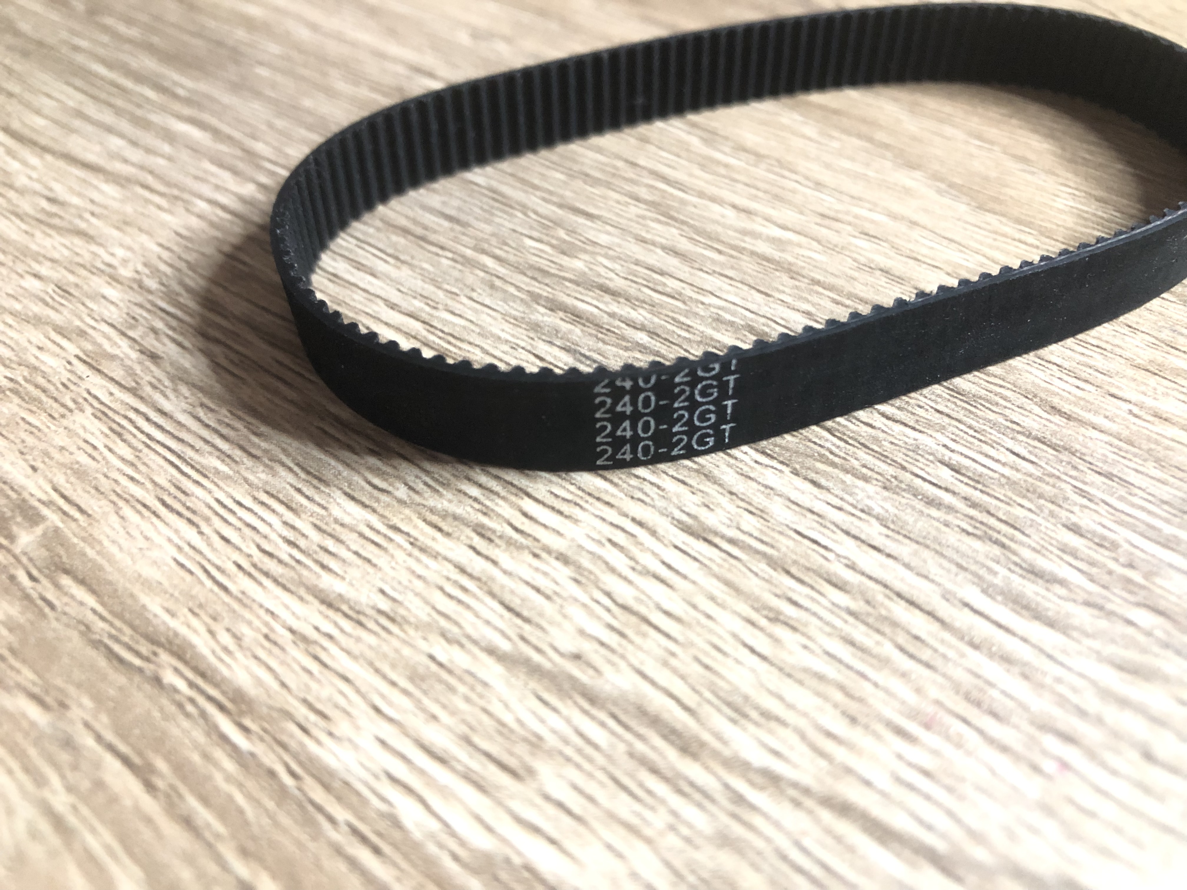Timing belt วงปิด ความยาวเส้นรอบวง 240 mm (240-2GT-10) สำหรับสายพานกว้าง 10 mm