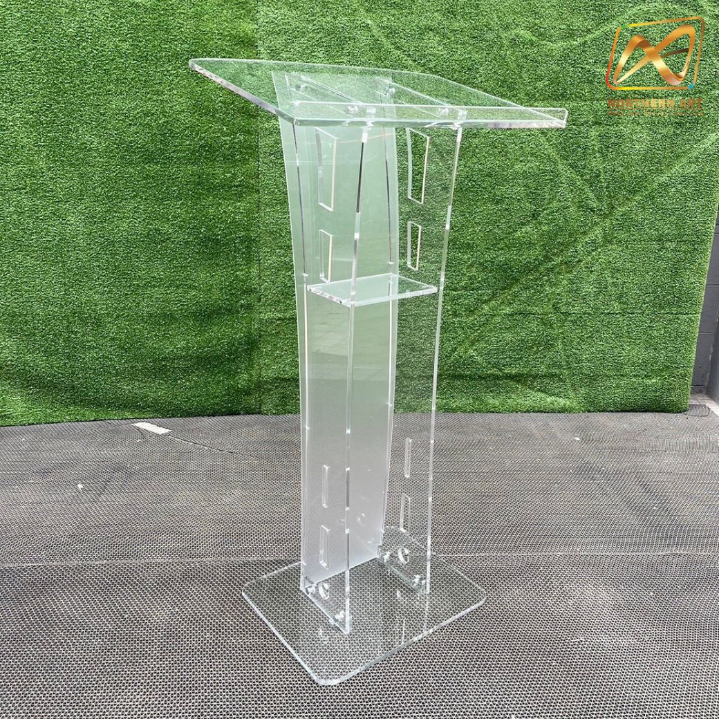 โพเดียมอะคริลิคใส รุ่น AC-12 ด้านหน้าอะคริลิคฝ้า TOP เอียง ขนาด(W)60 x (L)45 x (H) 113 cm.