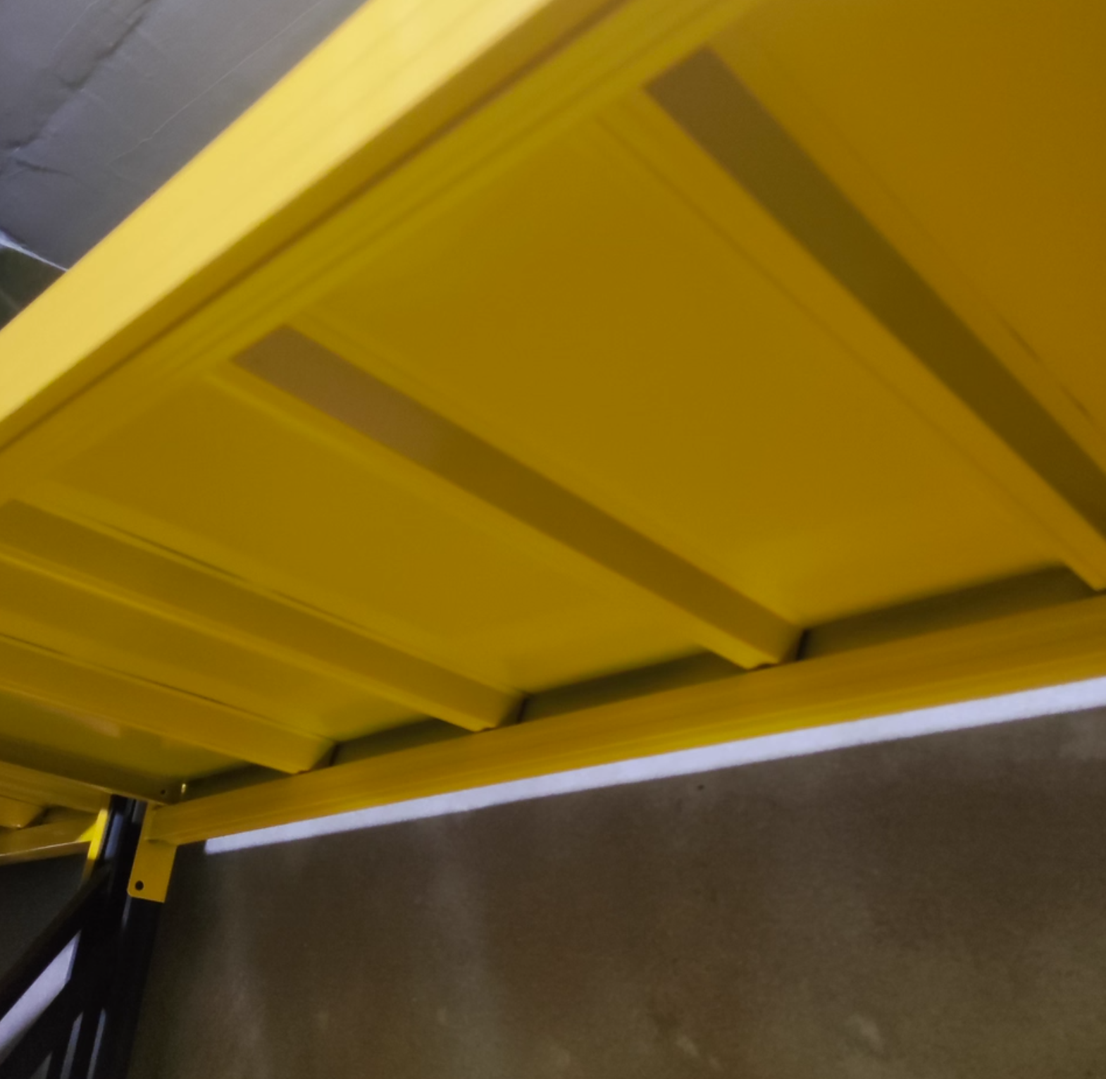 Micro Rack W200xD60xH200cm. (สีดำ-เหลือง)