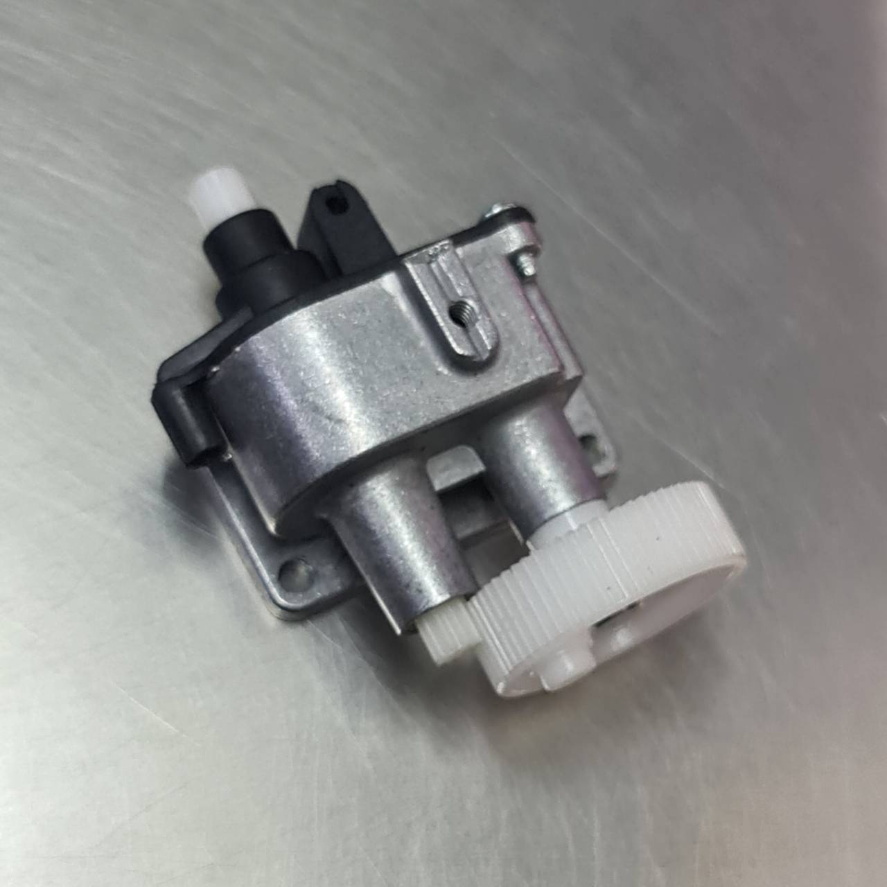 0000936 กระปุกเฟืองส่าย พัดลม แอคคอร์ด Accord บอดี้เหล็กใช้กับพัดลม16นิ้ว,18นิ้ว เเกนเฟืองส่าย อะไหล่พัดลมแอคคอร์ด