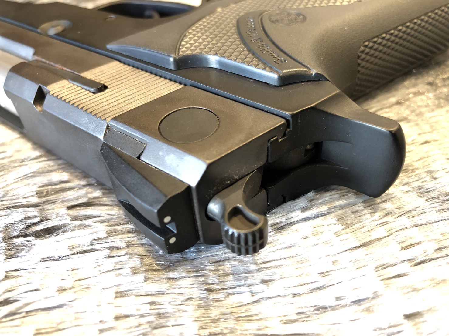 [ปืนฝากขายมือสอง] Smith 910 ขนาด9มม ผิวเดิม ทุกอย่างเดิมหมด สวยๆ สะสมได้เลยครับ