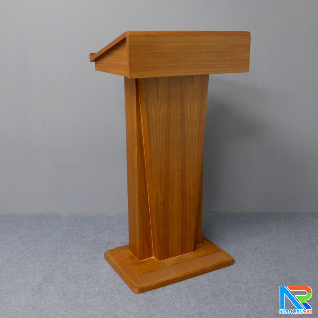 โพเดียมไม้ สีโอ๊ค ทรงโมเดิร์น TOP เอียง ขนาด (W)58 x (L)46 cm. สูง 114 cm. พร้อมตู้ใส่ของ มีกุญแจล็อค