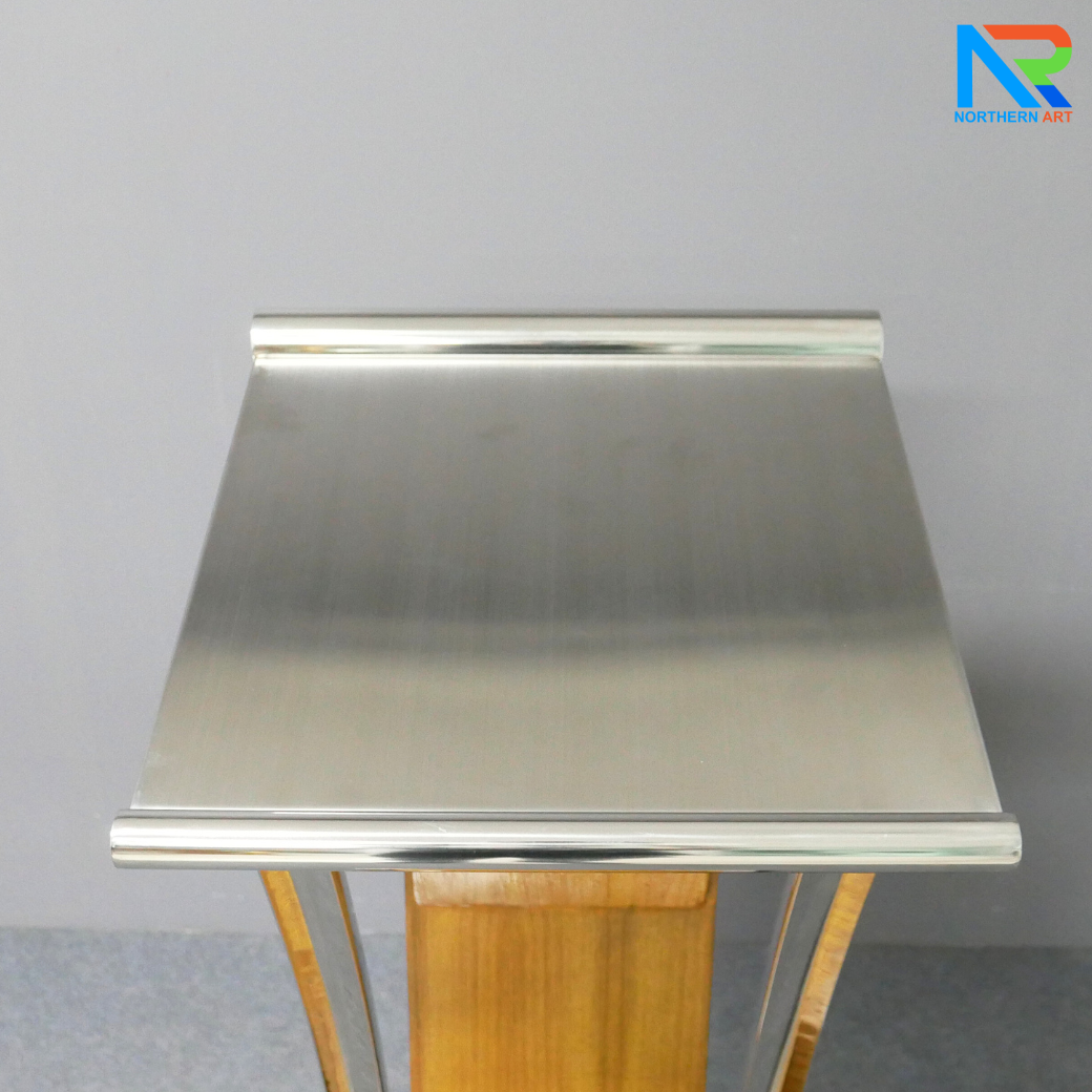 โพเดียมไม้จริง สีสัก PD-01 ขนาด (W)48 x (L)51 x (H)120 cm Top หุ้มสแตนเลส เกรด 304 แข็งแรงทนทาน พร้อมจัดส่งทั่วไทย