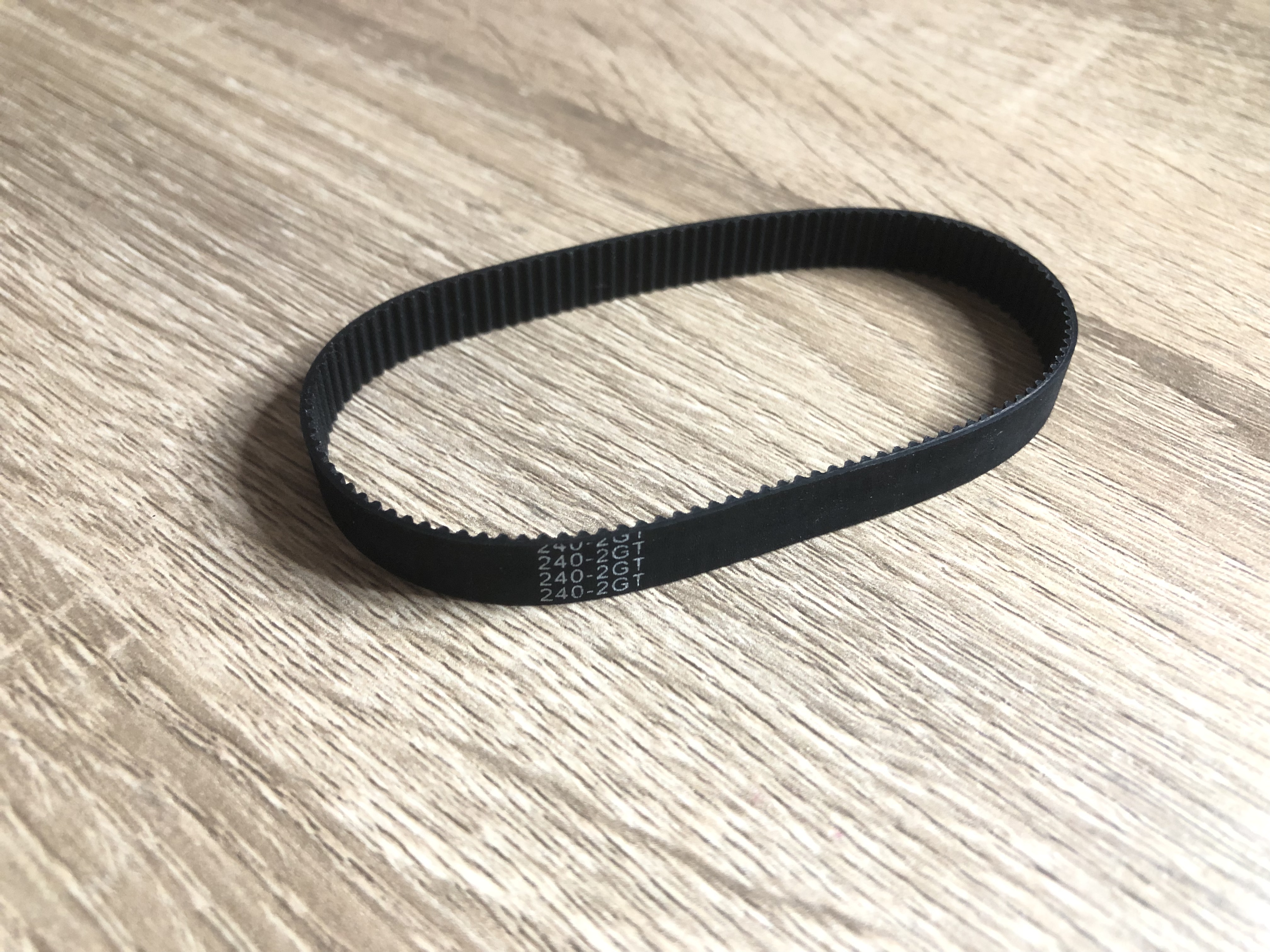 Timing belt วงปิด ความยาวเส้นรอบวง 240 mm (240-2GT-10) สำหรับสายพานกว้าง 10 mm