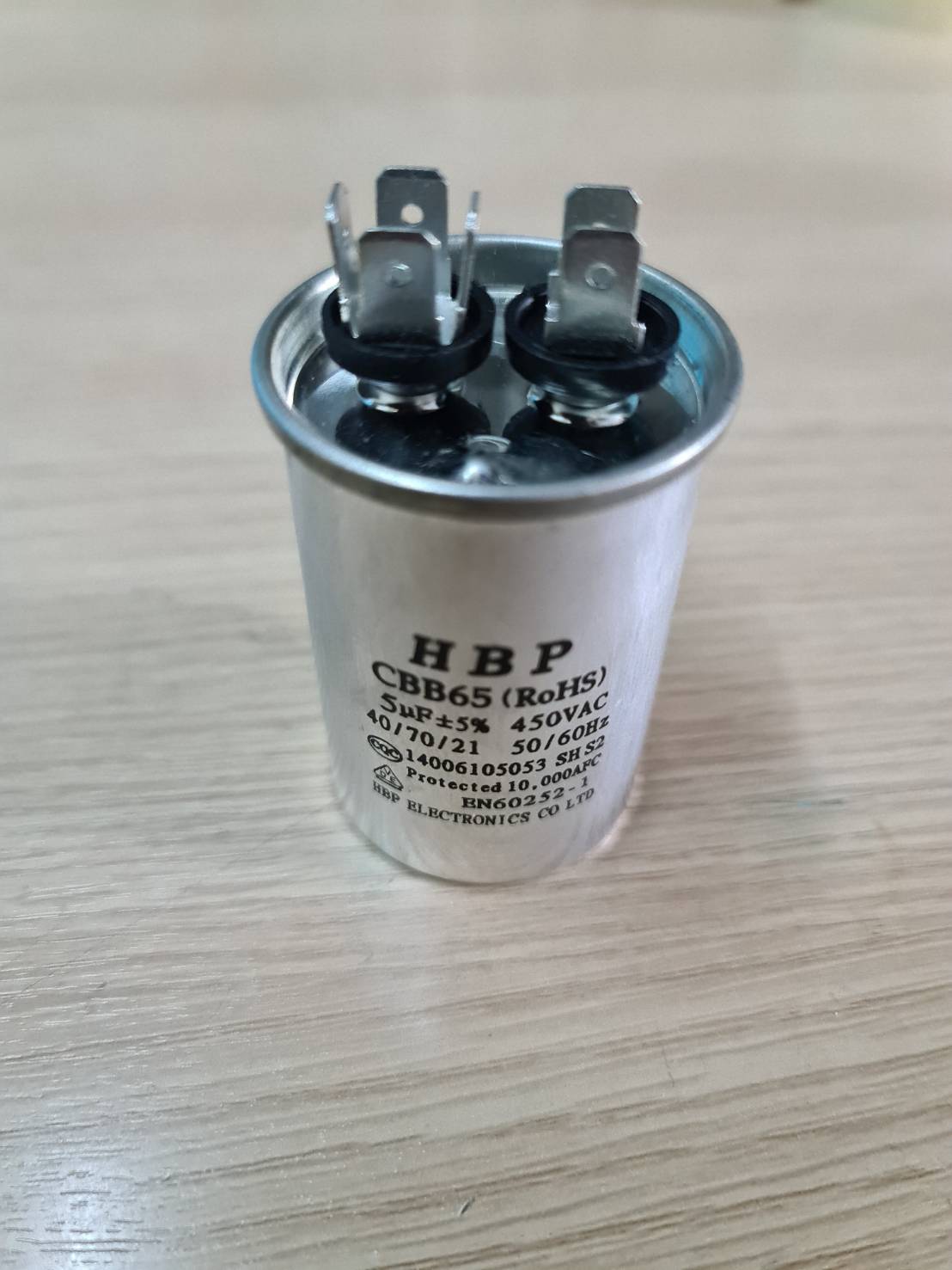 0000164 คาปาซิเตอร์ 5 uF 450 V คาปา