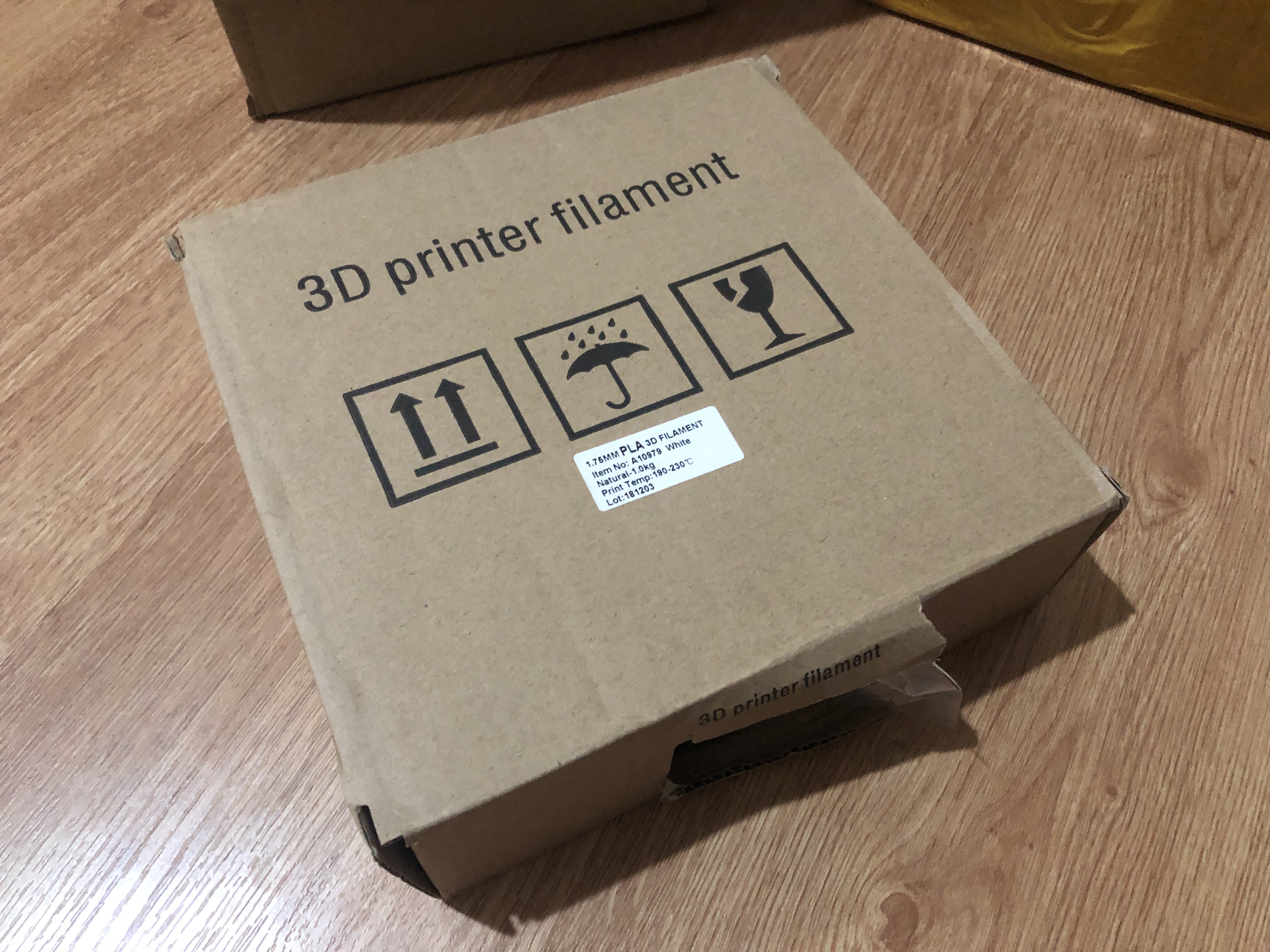 PLA filament สีขาว dia. 1.75 mm 1kg